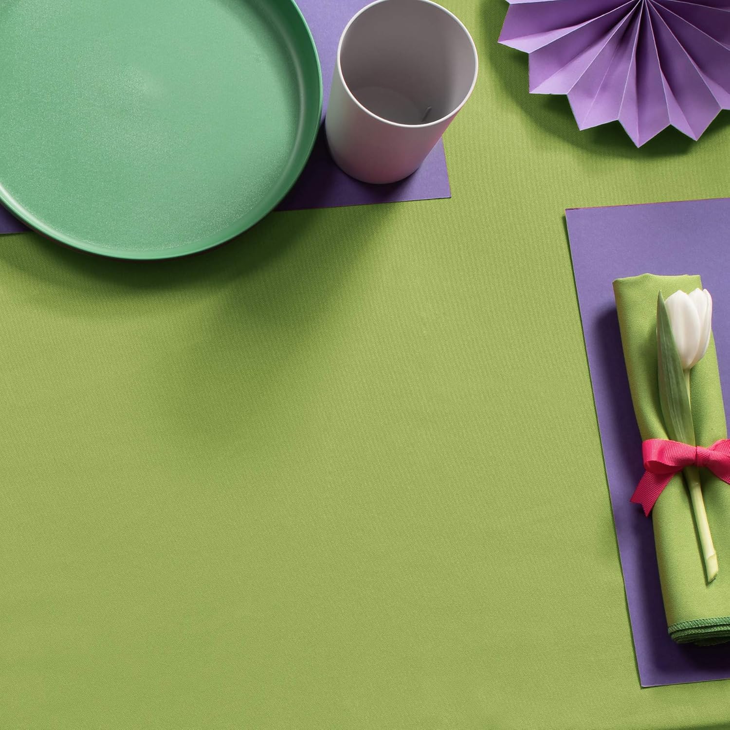 Gee Di Moda Rectangle Tablecloth - 60 x 126 Inch | Apple Green Rectangular Table Cloth for 8 Foot Table in Washable Polyester | Great for Buffet Table, Parties, Holiday Dinner, Wedding & Baby Shower
