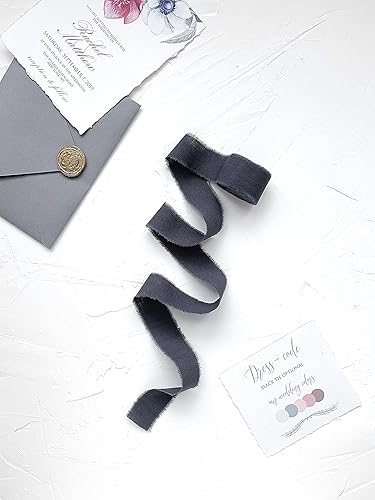 Miniatura 4 de Gris oscuro de 1 pulgada de ancho 5 yardas de bordes deshilachados cinta de algodón hecha a mano teñida a mano para lazos rústicos de invitación de