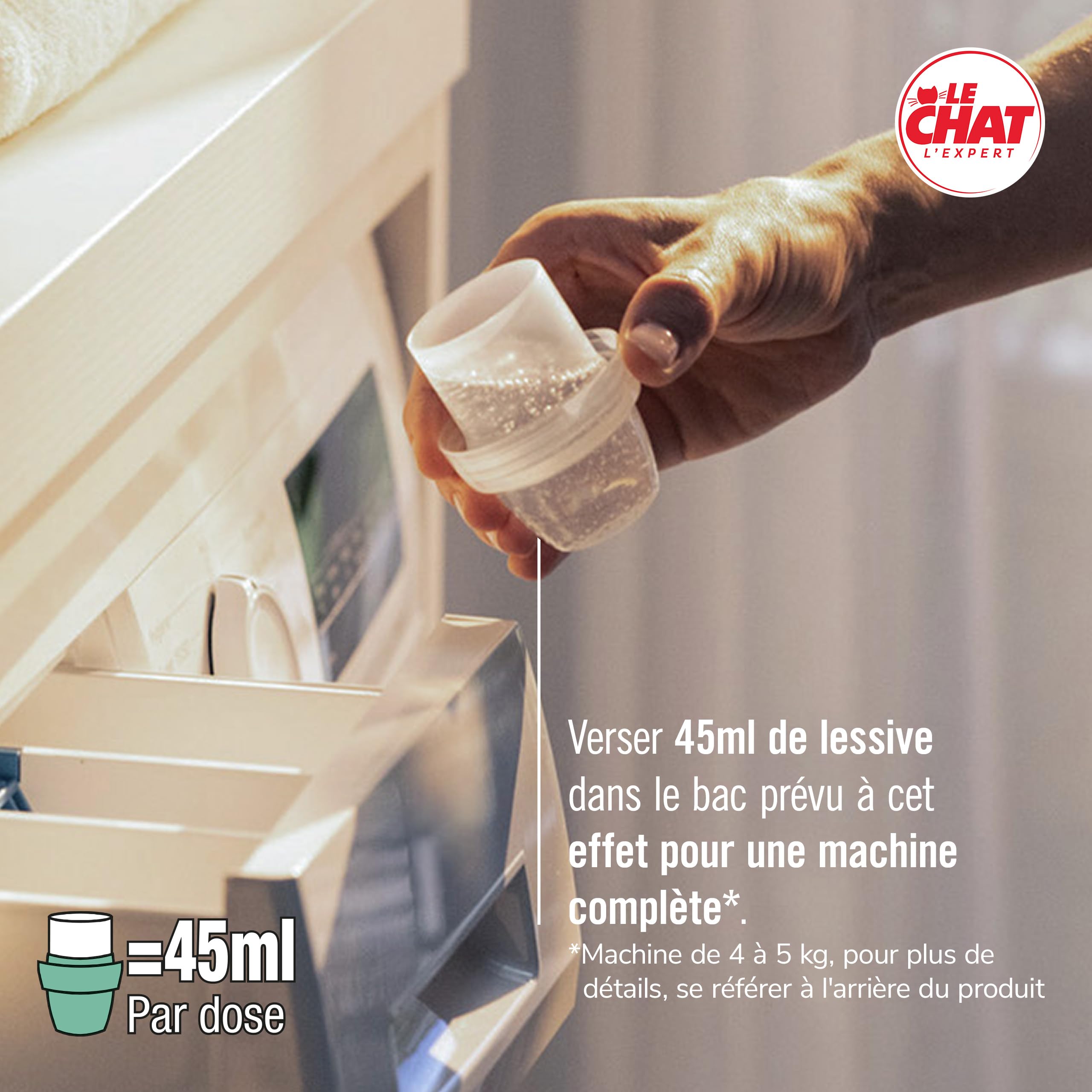 Le Chat Lessive Liquide, L'Expert Bicarbonate, Lessive pour entretien du linge, Parfum Hypoallergenique, Efficacite anti-taches, 4x26 lavages
