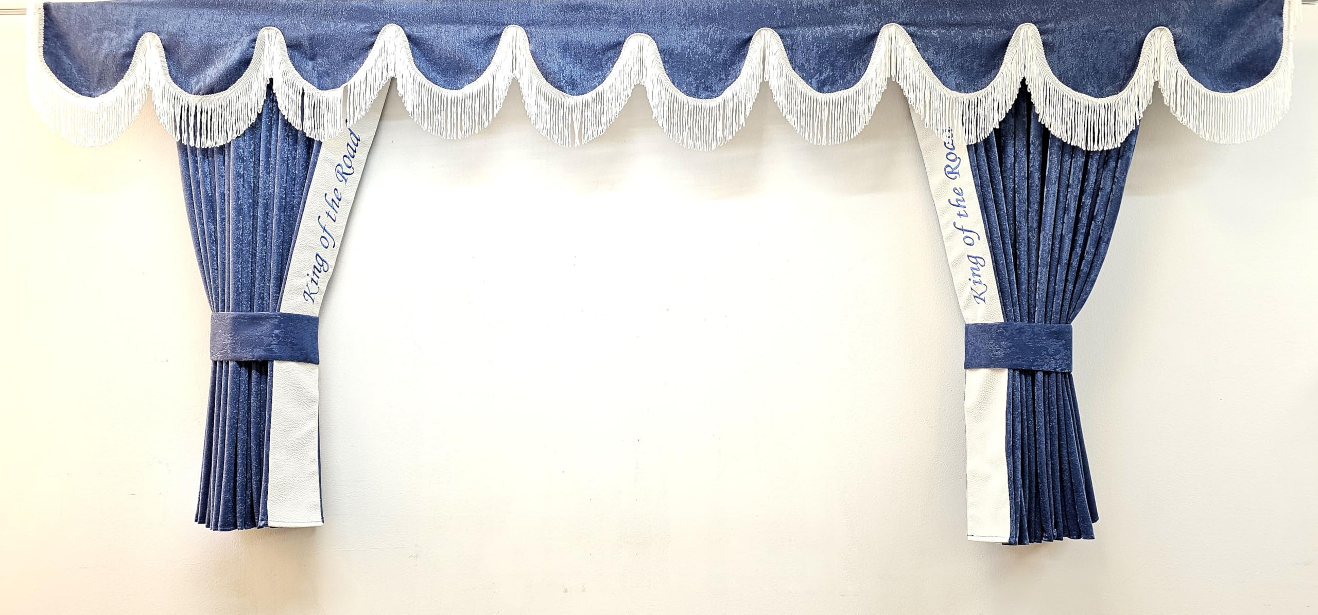 Rideaux de luxe en velours avec pompons pour camion - Bleu et blanc - Taille universelle