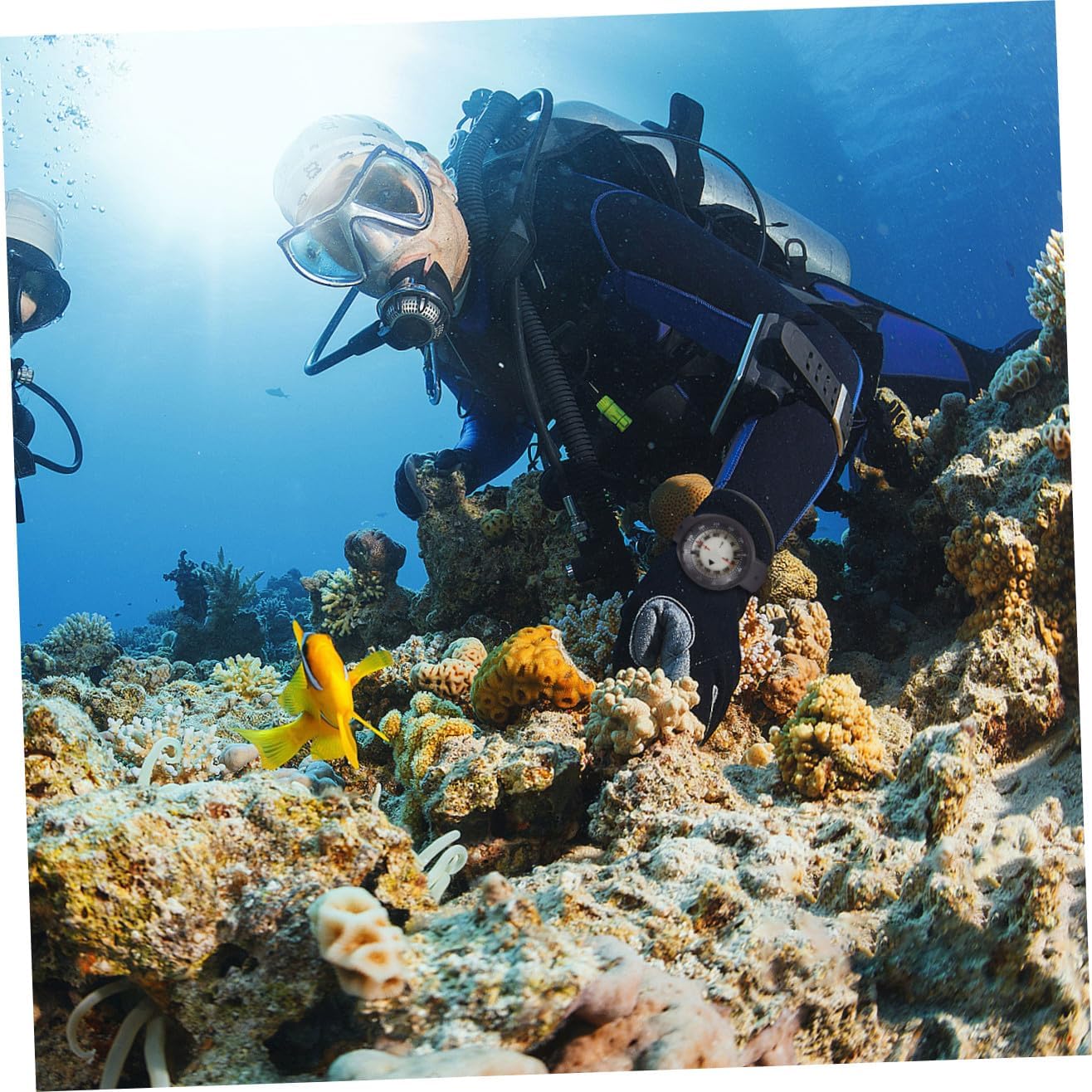 GALPADA Underwater Luminous Watch Compass Black Waterproof Watch Strap Compass for Outdoor Hiking and Diving Navigation