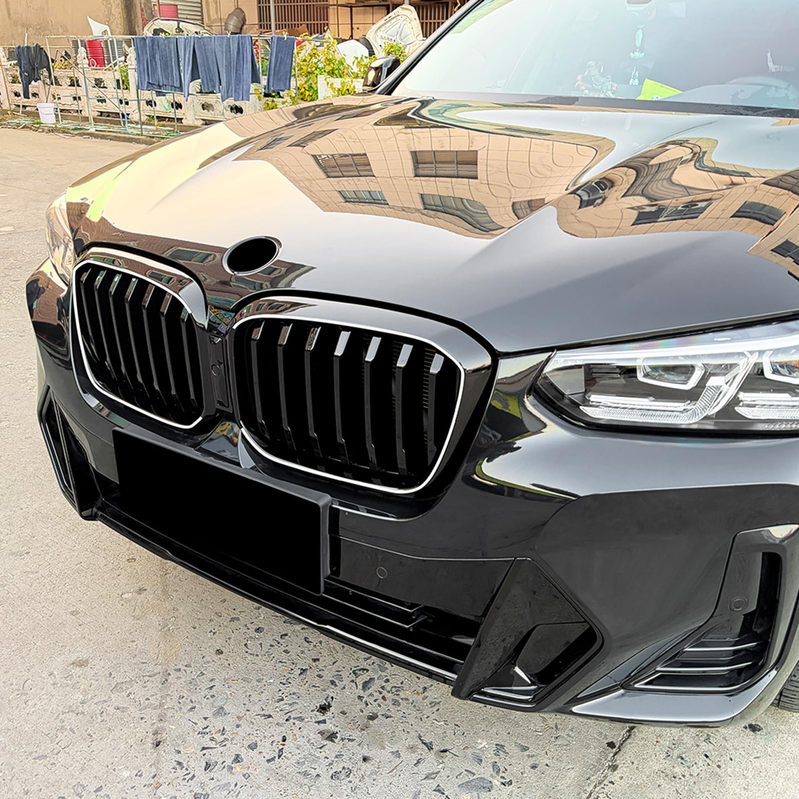 Kratka przedniego zderzaka samochodowego ze światłem do BMW X3 G01 X4 G02 LCI 2022-2024 czarna