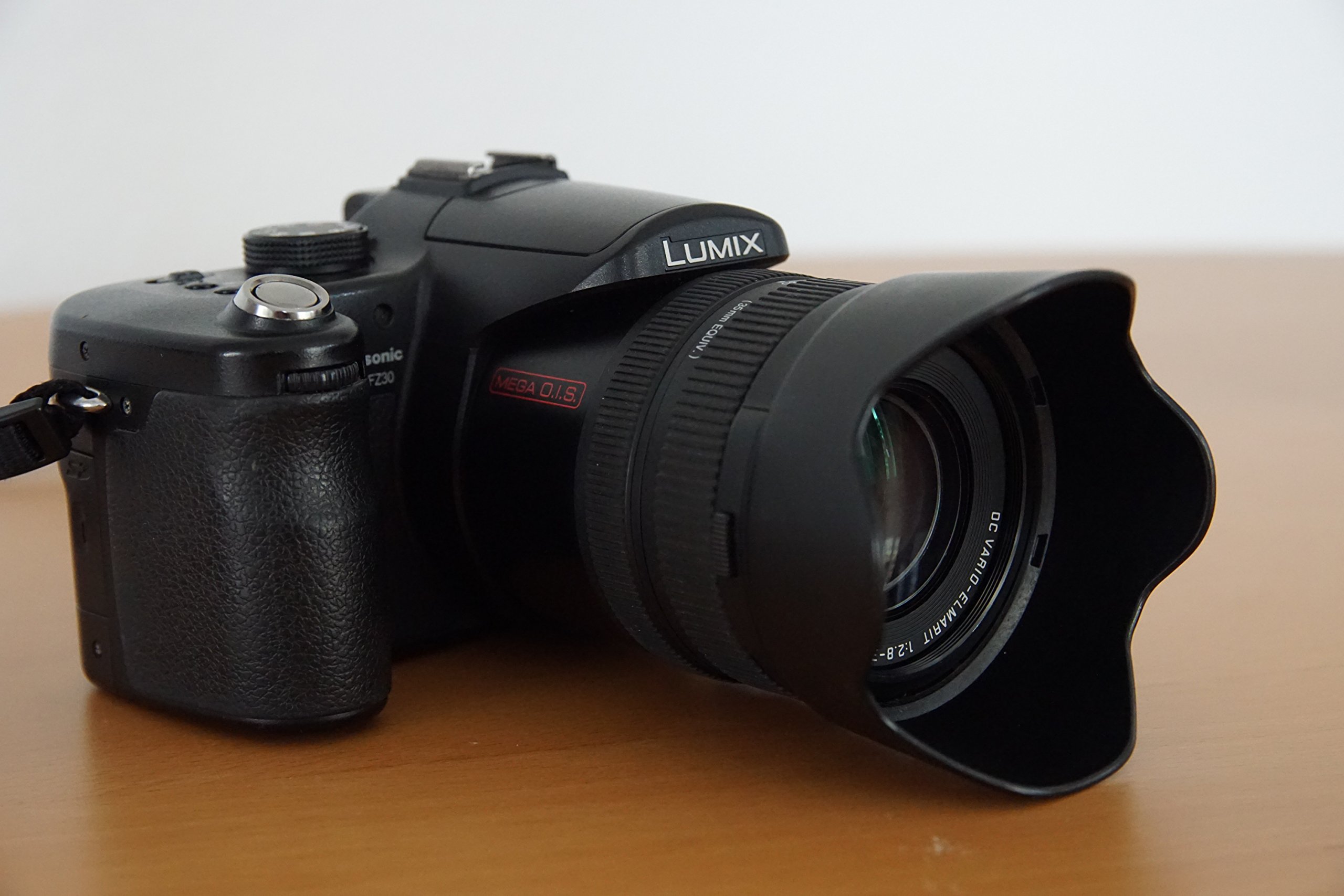 Panasonic DMC-FZ30 EG-K dijital fotoğraf makinesi (8 megapiksel