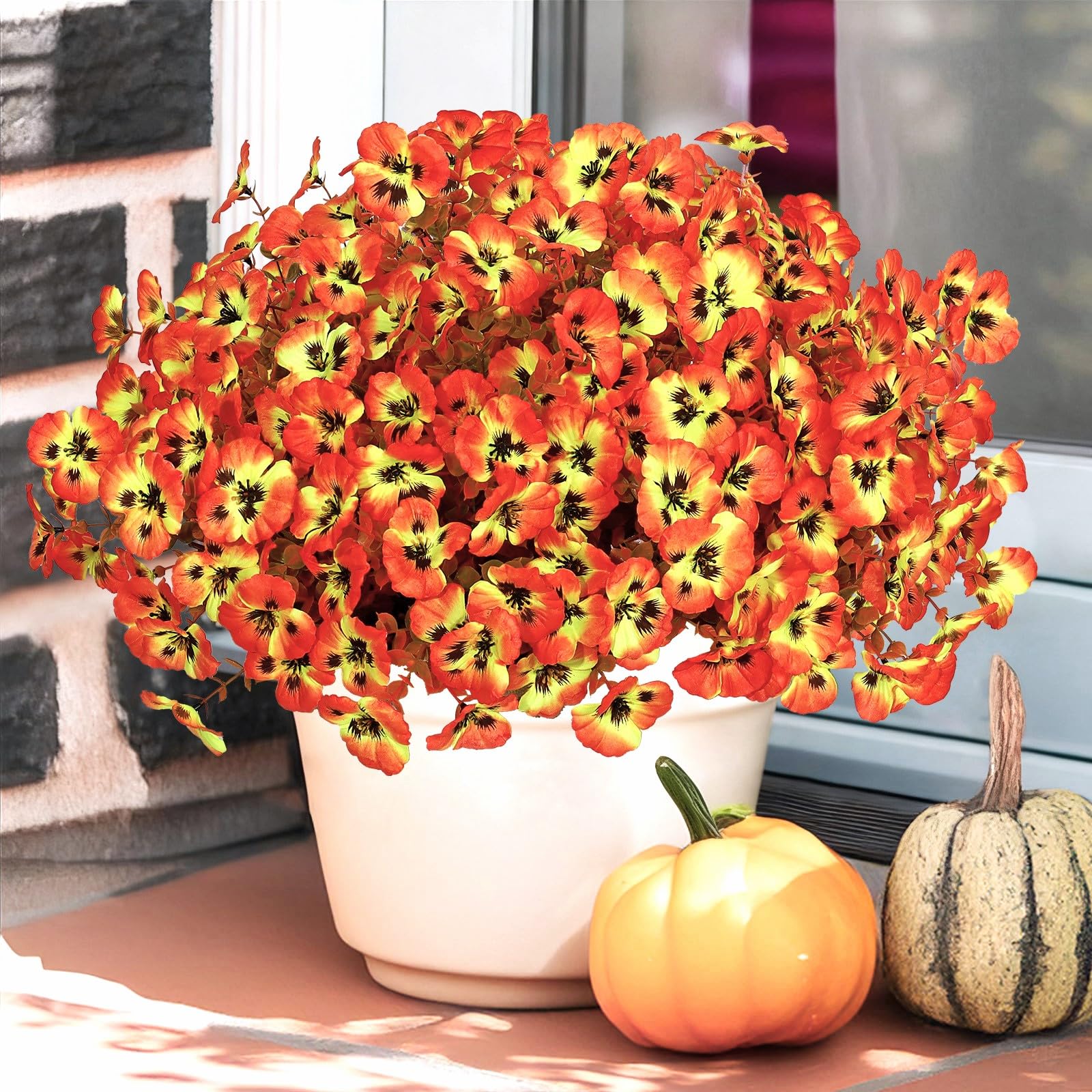 Fleurs d'automne artificielles résistantes aux UV pour en finir avec les plantes fanées