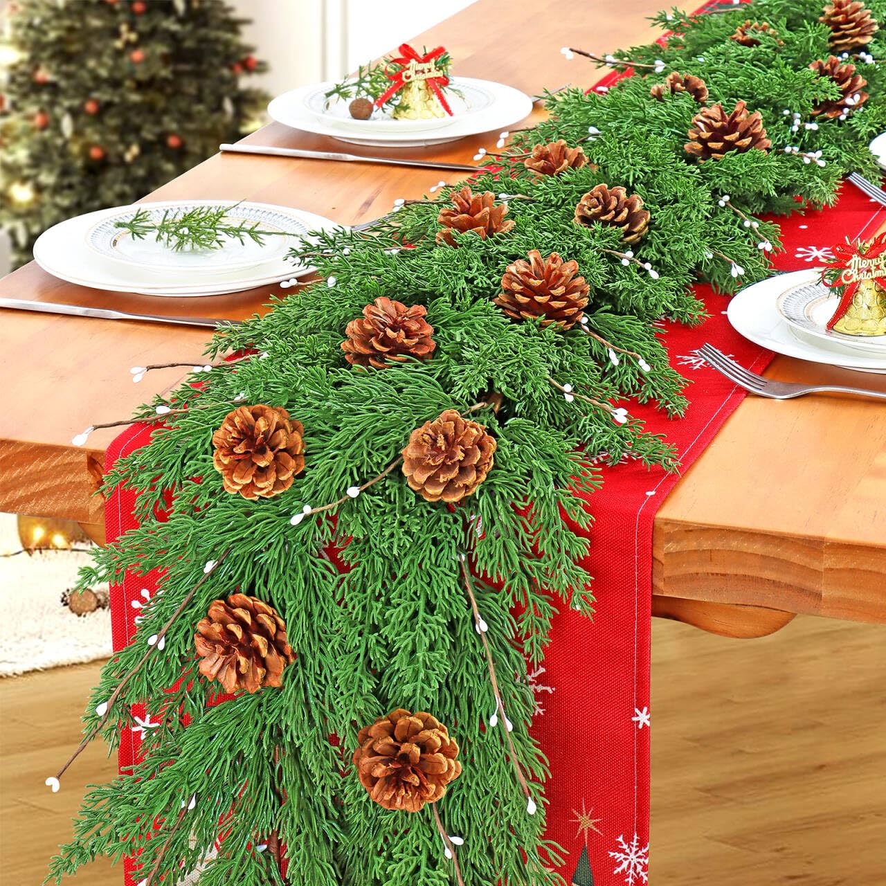 Künstliche Weihnachtsgirlande 2PCS Künstliche Norfolk Pine Girlande | Weihnachten mit Weißen Beeren und Tannenzapfen 5.9 Fuß Weihnachtsgirlande (weiße Beeren 2 pcs)
