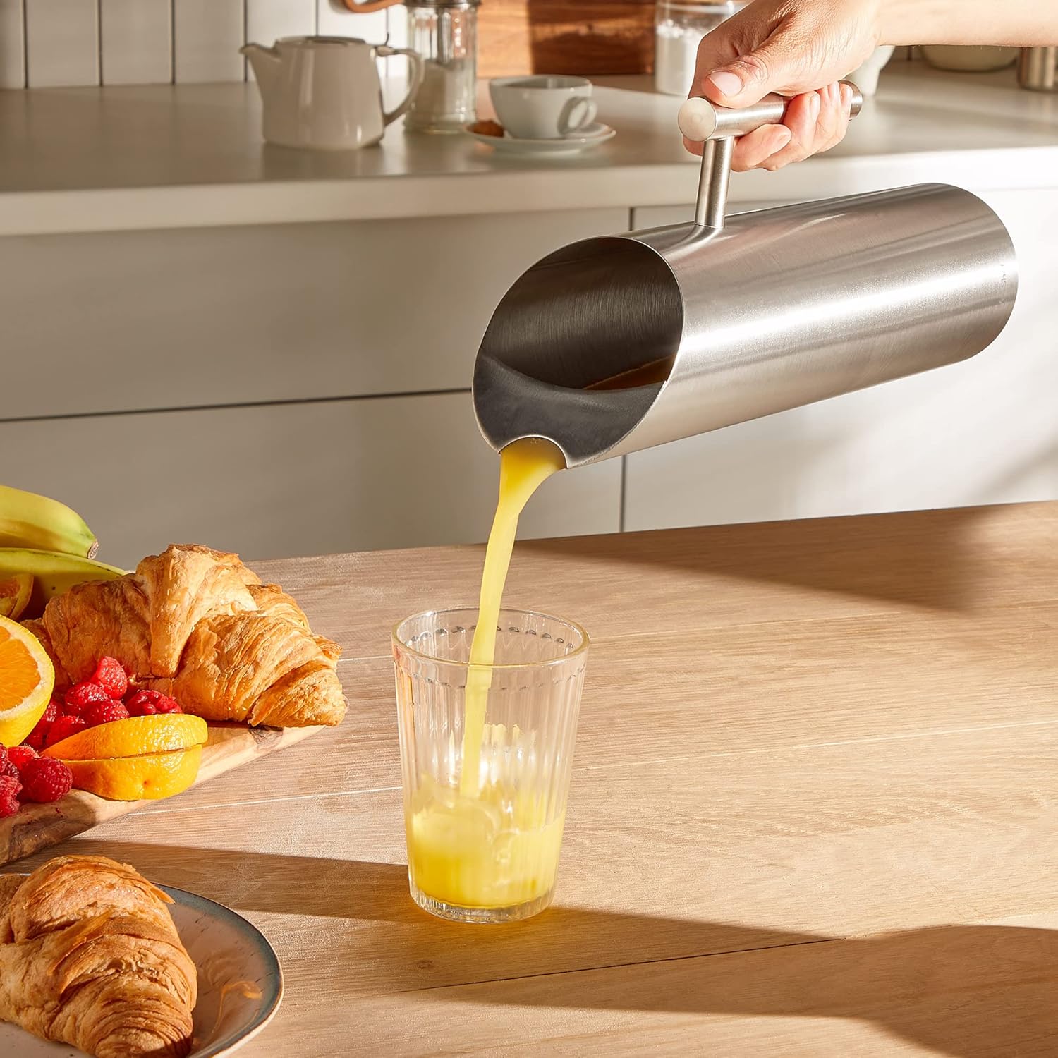 VonShef Stainless Steel Water Jug with Ice Guard, 1.7L Carafe w/Brushed Finish, 3 Pint Pitcher for Cold Beverages Perfect for Iced Tea, Juice & Milk