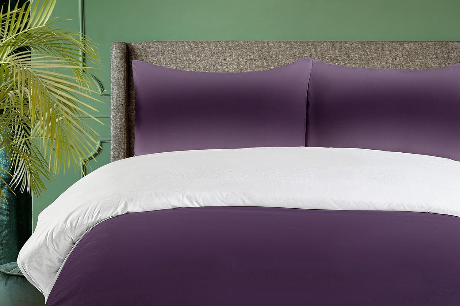 Ambesonne Ombre Duvet Cover Set, Hollywood Glam Show Inspired Color Ombre Design Abstract Representation Digital Image, Decorative 3 Piece Bedding Set with 2 Pillow Shams, King Size, Purple King Purple