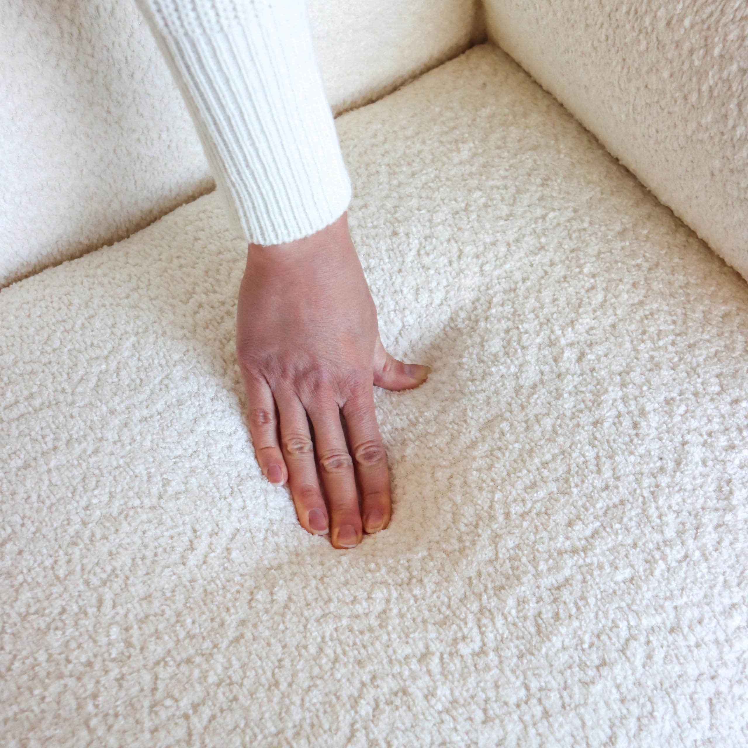 Fauteuil rembourré avec accoudoirs VERDUNA Tissu Teddy, Lounge Confortable, Relax pour Salon/Chambre, Blanc