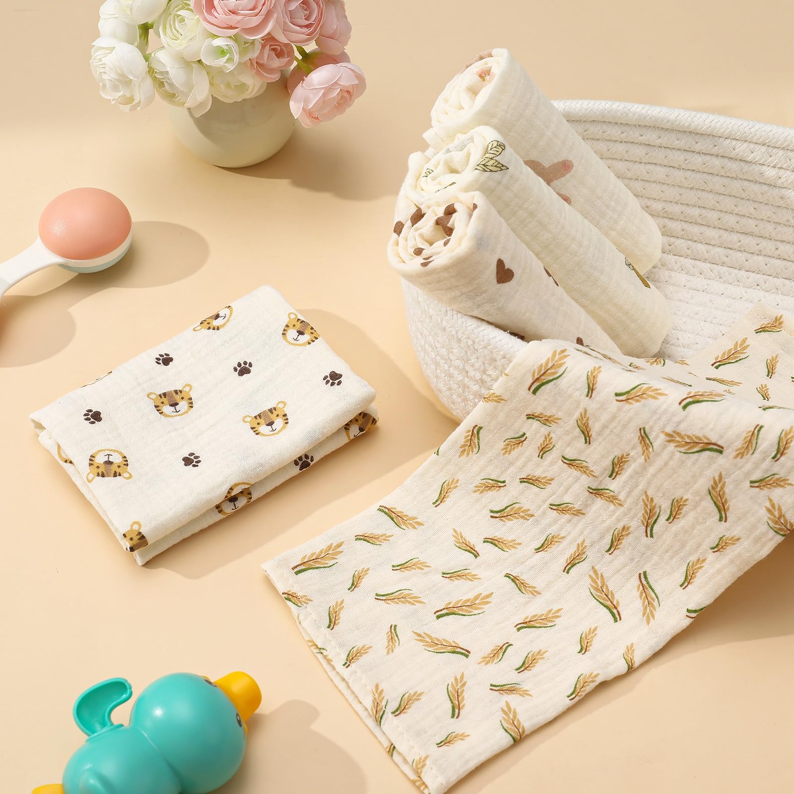 GSrenyu 5 Pack Muslin Cloths for Baby 38x40cm Muslin Squares 100% Cotton Muslins Baby Girl Wiping, Bathing, Feeding - Image 3