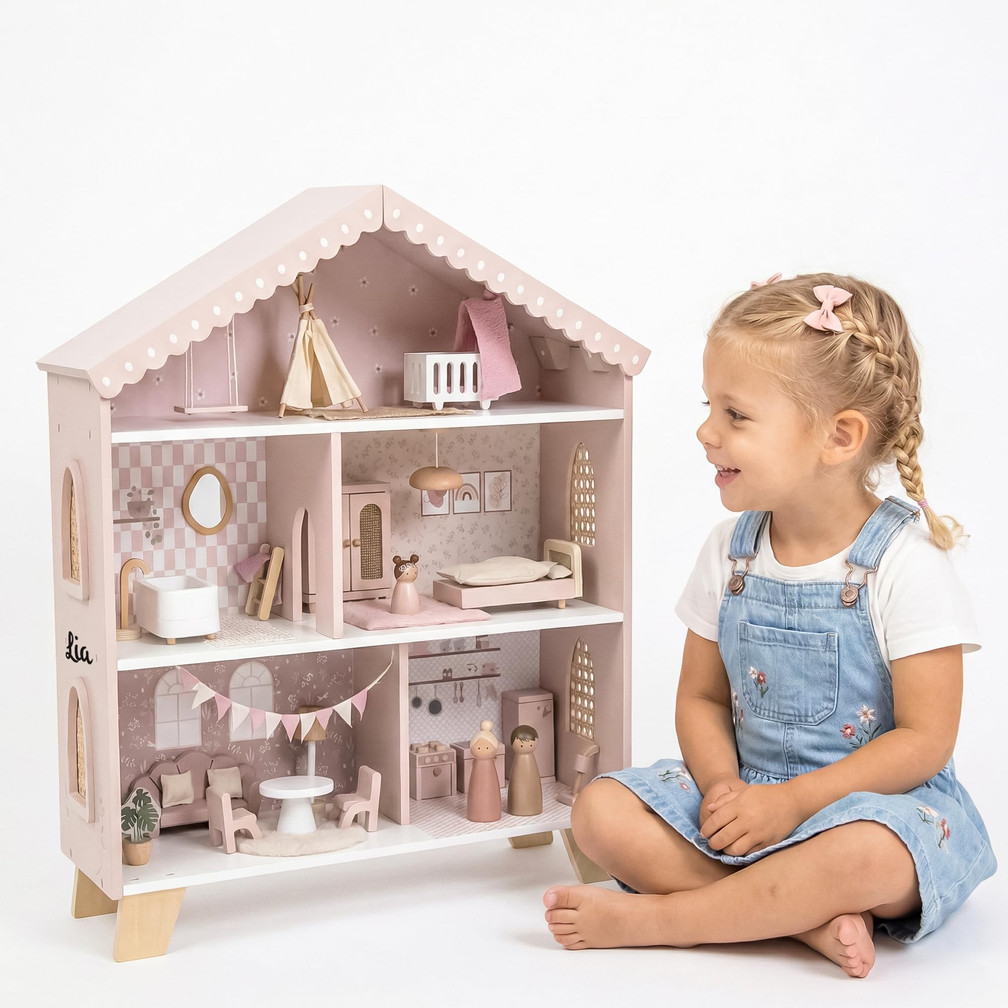Puppenhaus Holz Premium Rosa – personalisiertes Puppenhaus mit Namen, hochwertiges Holzspielzeug nachhaltig, Montessori Rollenspiel, Geschenk Mädchen 3 Jahre, Geburtstagsgeschenk Kind