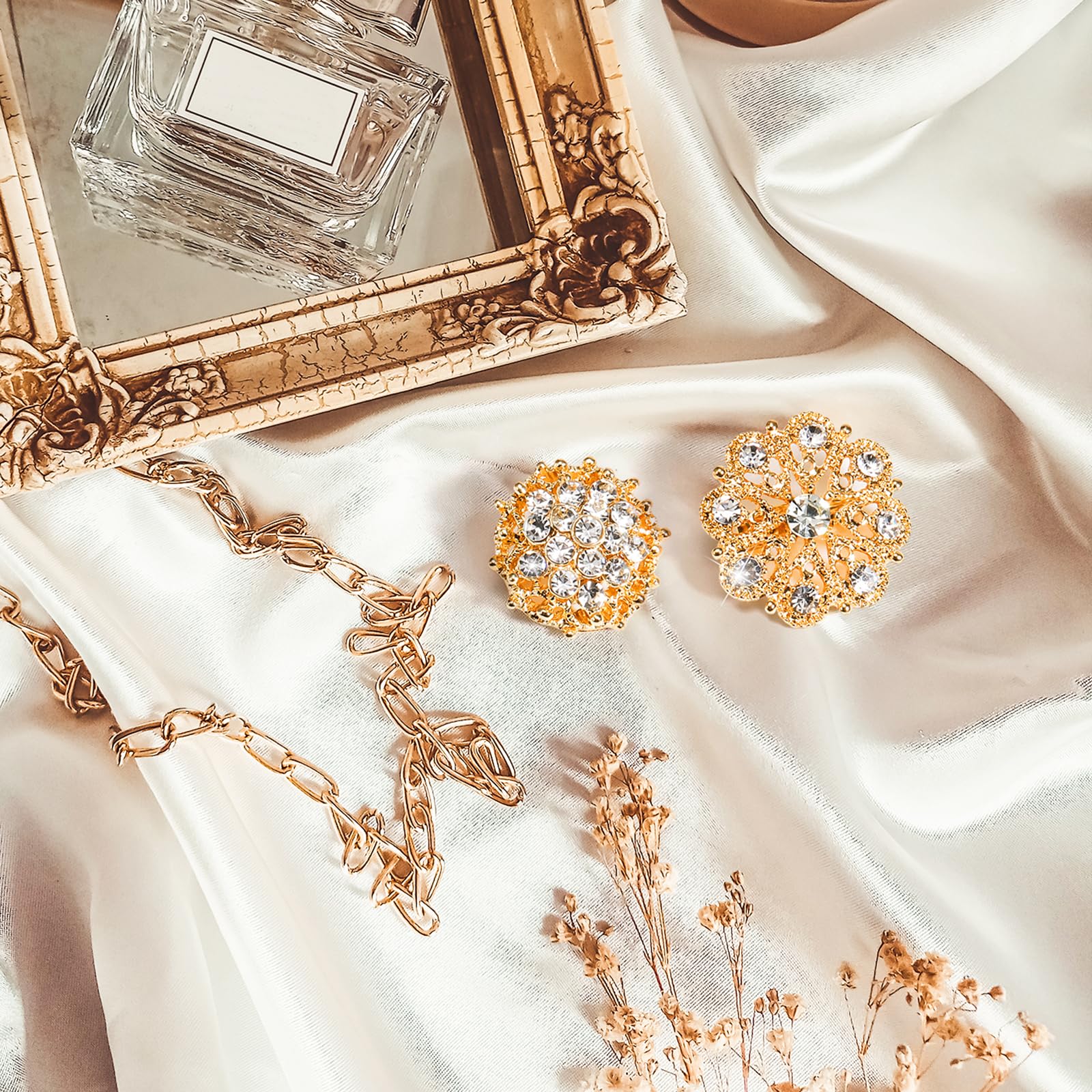 Amazon.com: Hiceeden 24 Pieces Gold Crystal Brooches for Women, Rhinestone  Brooches and Pins Flower Brooch for Crafts, Diamond Pins for Flower Wedding  Bouquet Pins Set : Clothing, Shoes & Jewelry