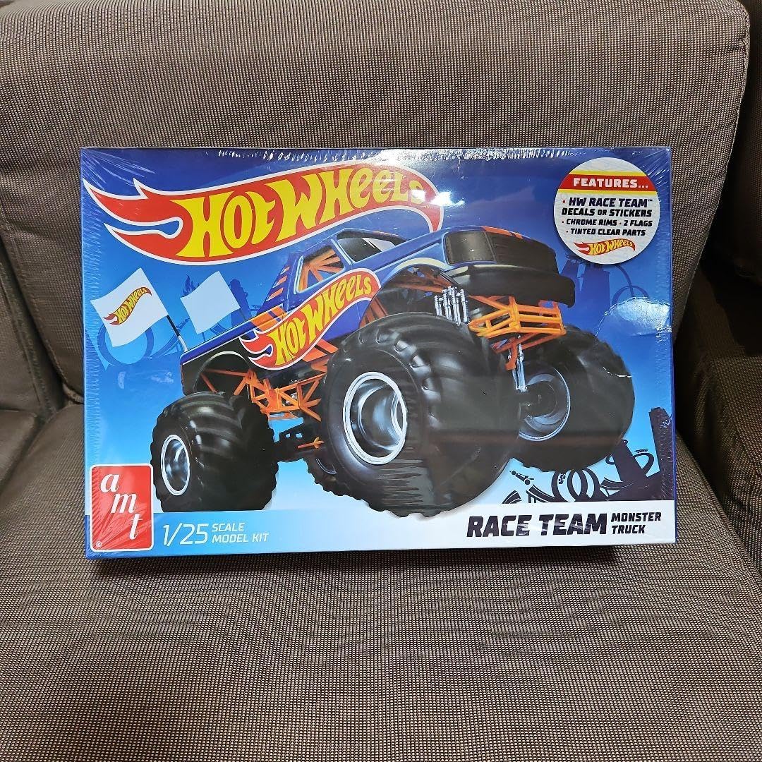 追悼。新品同様！J’sジェイズ ジャンボ尾崎 太陽刺繍 金ボタンスタッズベストL 希少！新品同様！J'sジェイズ ジャンボ尾崎 太陽刺繍 金ボタンスタッズ