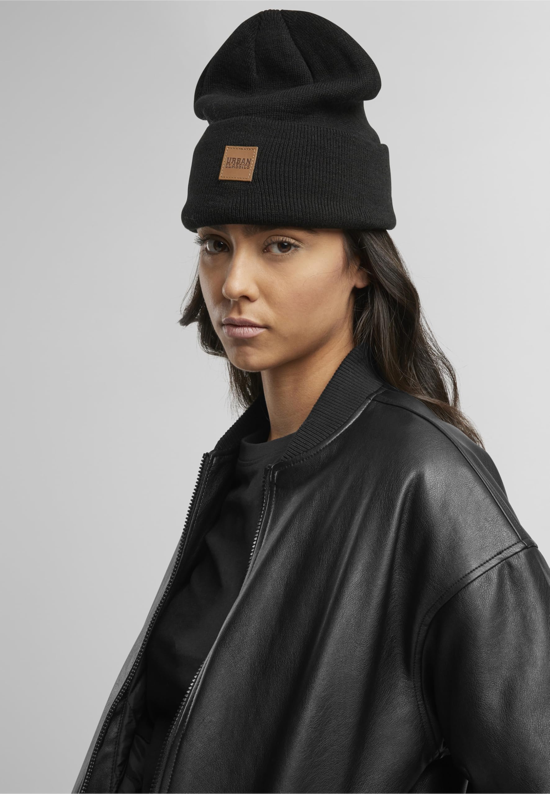Urban Classics Uniseks Leatherpatch Long Beanie Czapka Zimowa, Czarny