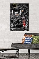 Vista 2 de Trends International Michael Jordan - Póster de pared The Shot, 34 pulgadas de largo x 22.4 W, paquete de póster y montaje prémium