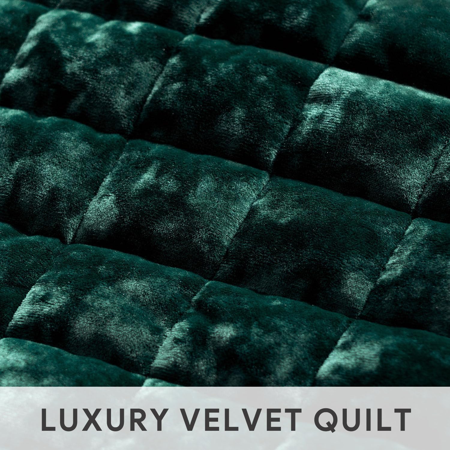 RECYCO Luxury Velvet Quilt Set King Size Bedding Sets, Ultra Soft Velvet Comforter Set, Lightweight Channel Box Stitch Oversized Bedspread Coverlet for All Season, with 2 Shams, Emerald Green - Image 5