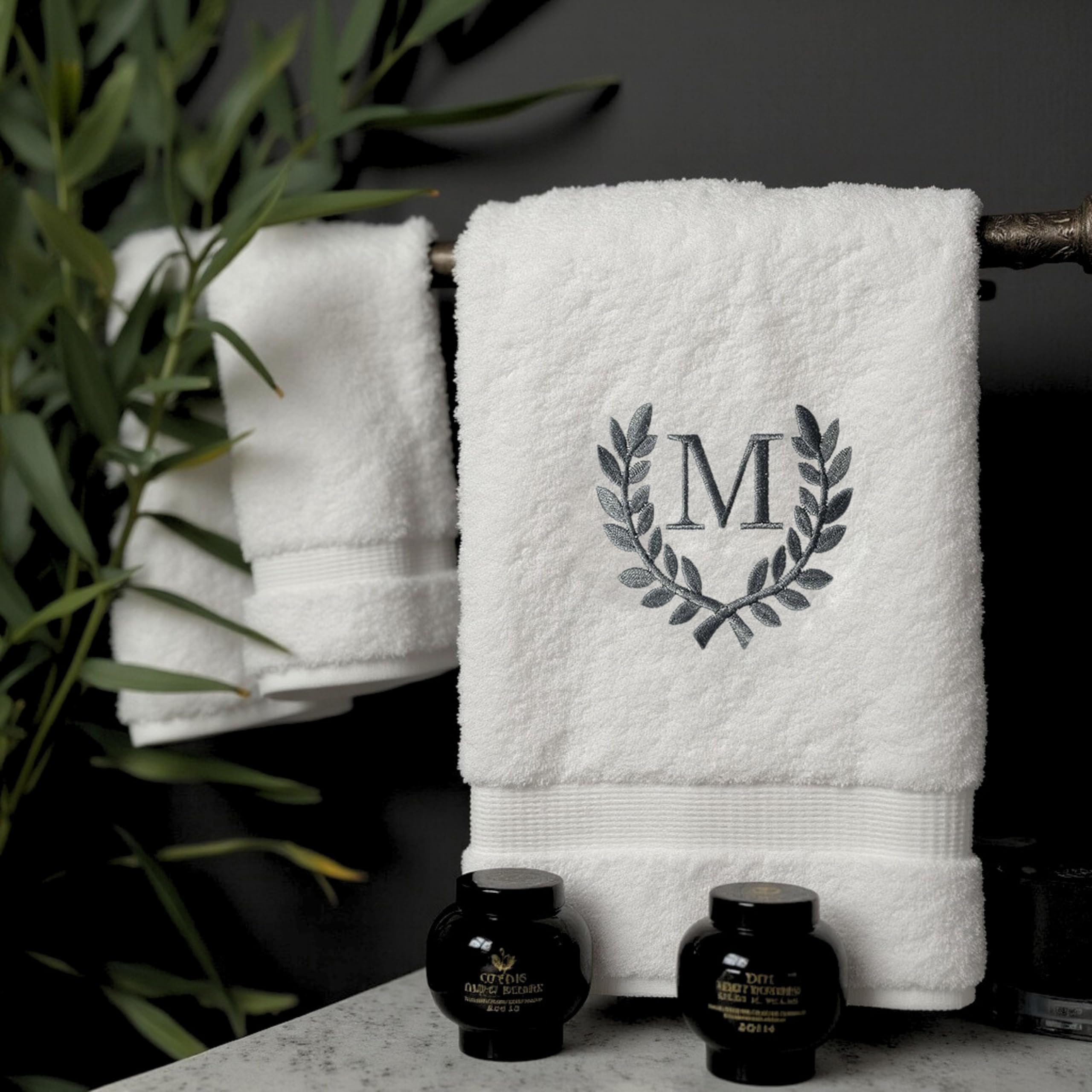 Toallas de mano Monogrammed para baño y cocina | regalo personalizado para bodas y novias | Toalla turca de lujo personalizada | Colección Spa, gran tamaño, 16 x 30 pulgadas, juego de 2