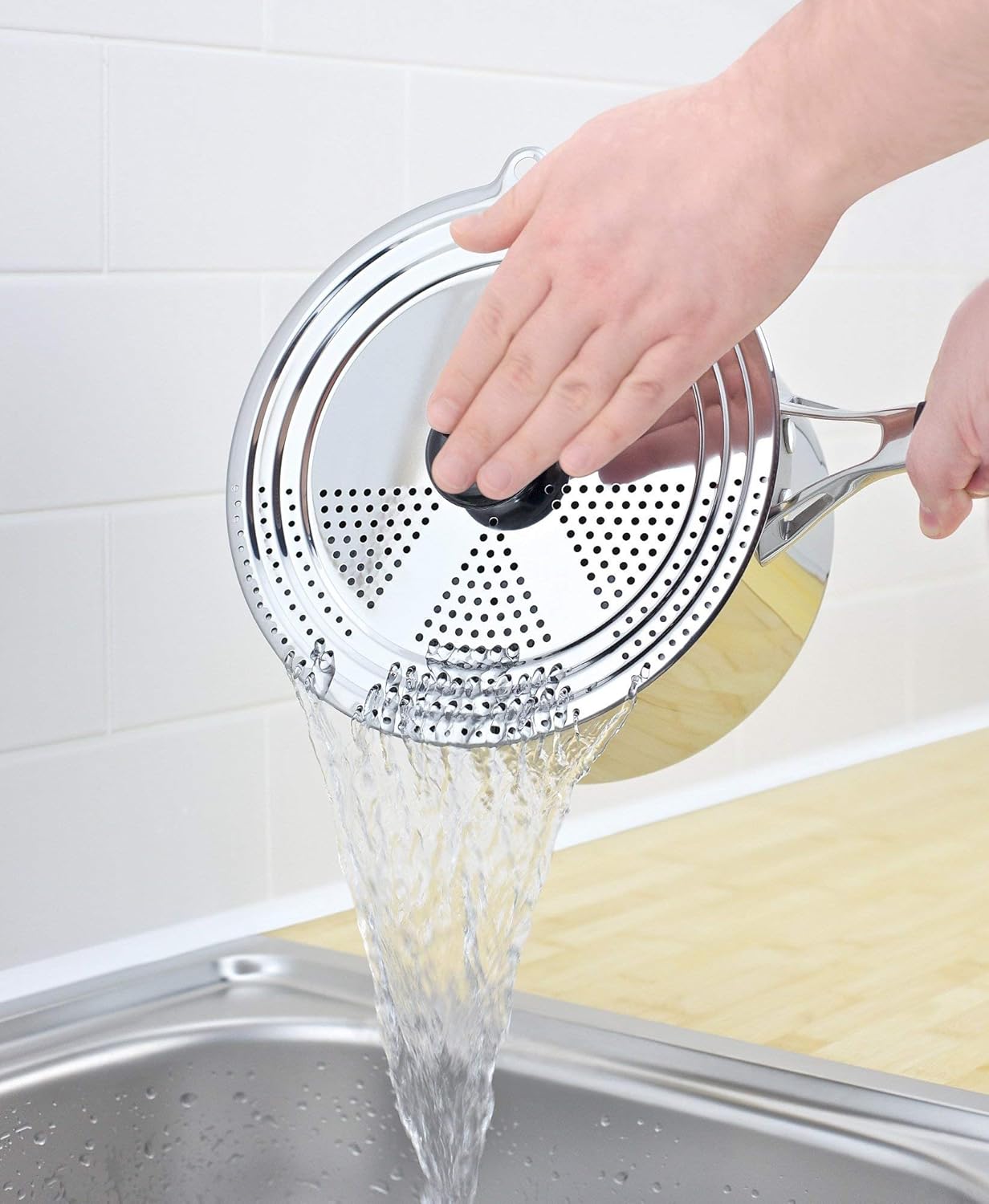 Judge Universal Draining Saucepan Lid, Stainless Steel, Fits 16cm, 18cm, 20cm and 22cm Saucepans