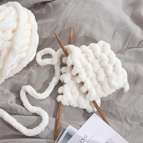 Miniatura 3 de MABOZOO Paquete de 2 hilos gruesos para tejer a ganchillo, hilo de felpilla blanco esponjoso jumbo, hilo de felpa suave voluminoso, hilo gigante
