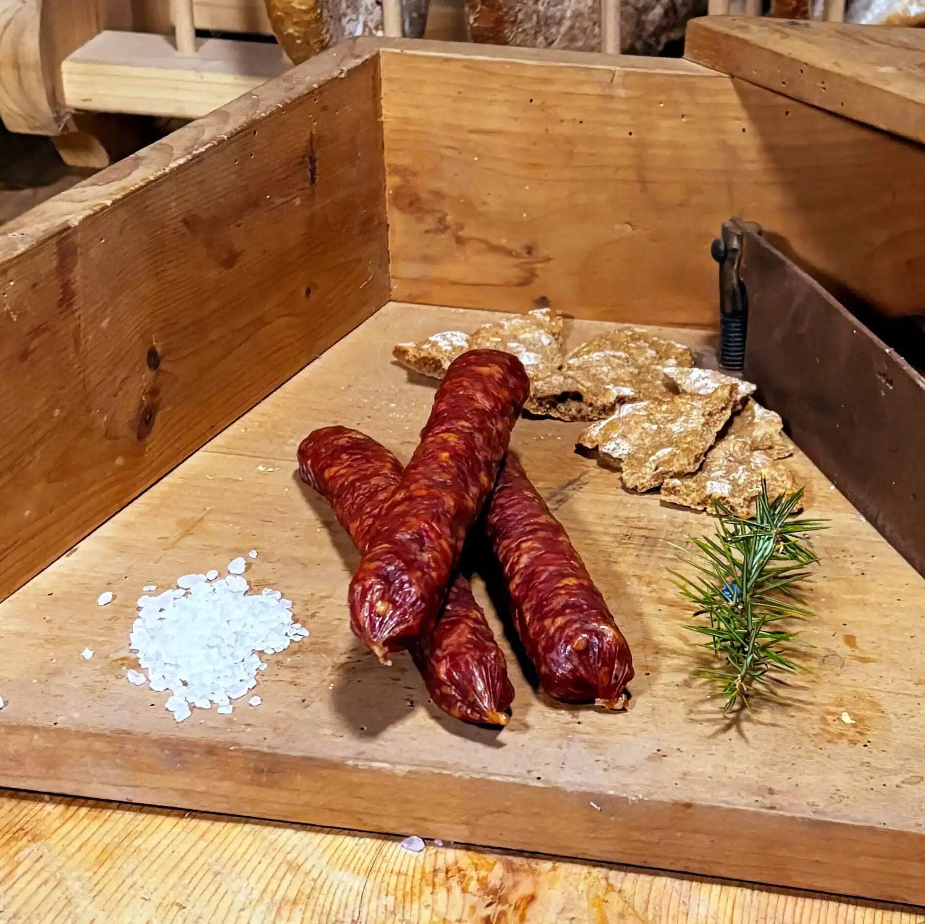 Hirsch Kaminwurzen – 180g – aus Südtirol, handwerklich hergestellt & luftgetrocknet