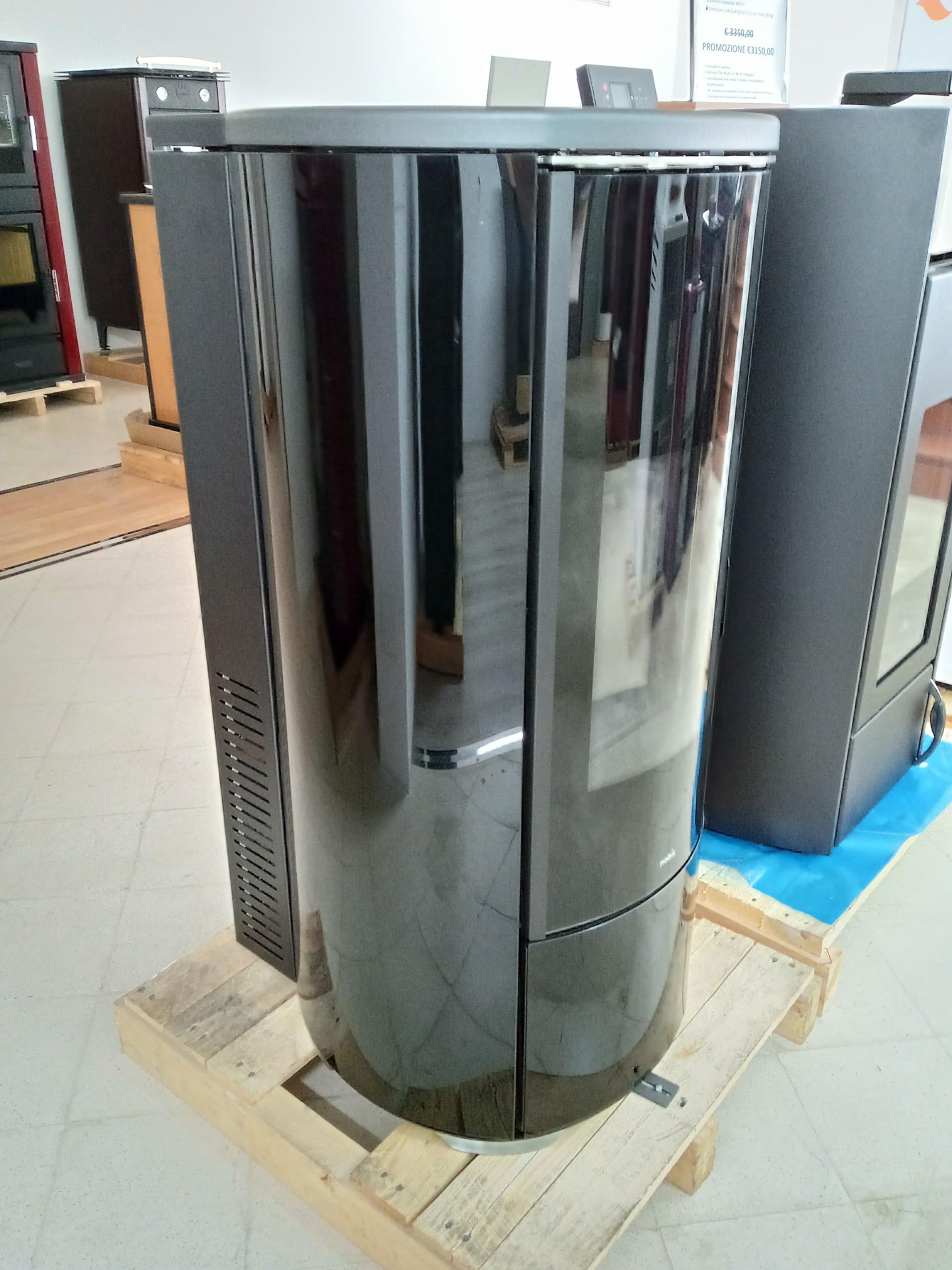 Nobis - Termoestufa de pellets modelo H12 V Shape Glass