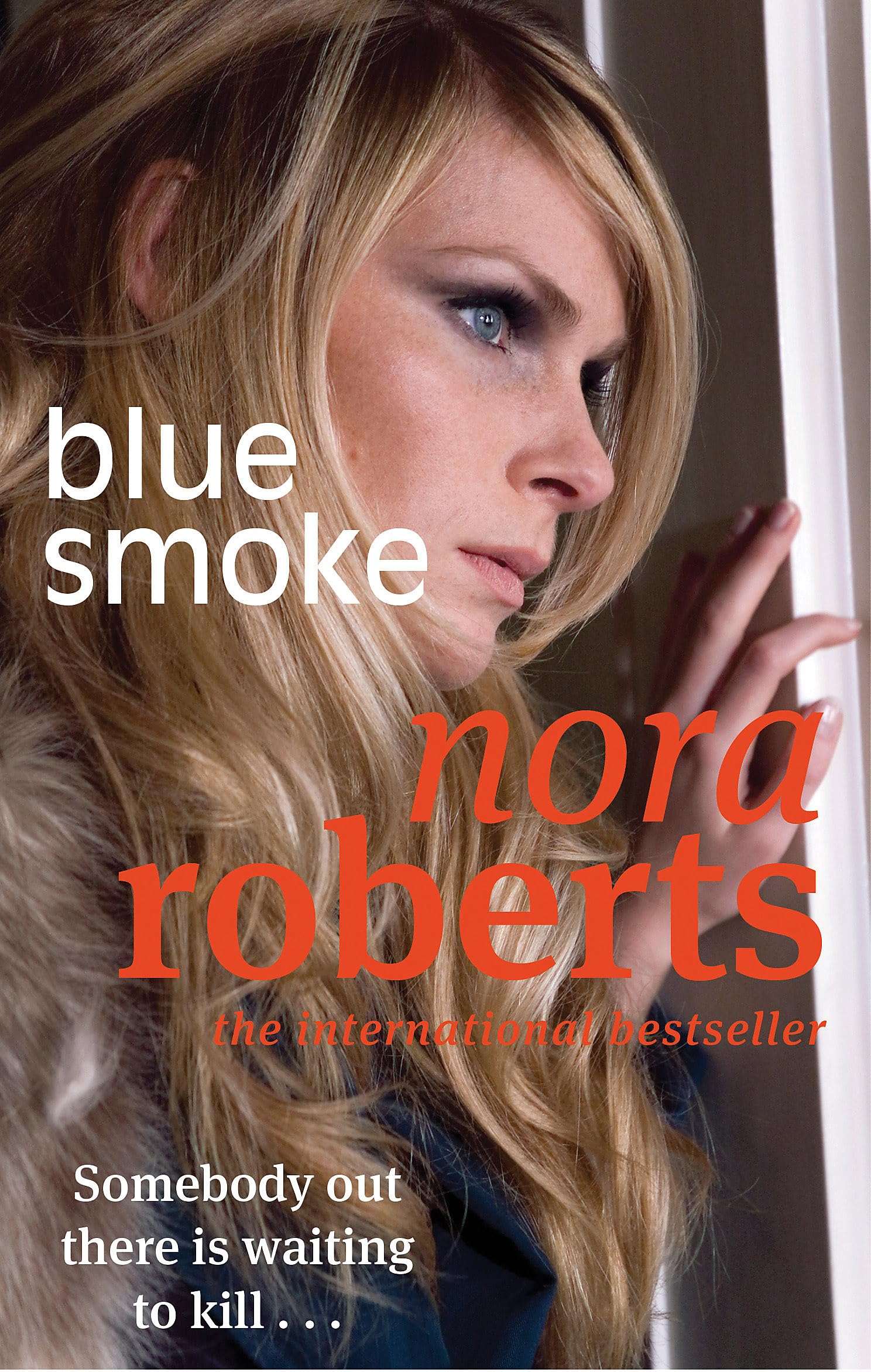 Blue Smoke (Tom Thorne Novels)