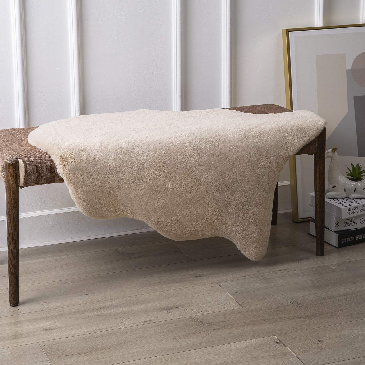 Ashler Tapis de sol ultra doux en fausse fourrure de lapin pour chambre à coucher, sol, canapé, salon Beige 6 x 9 cm