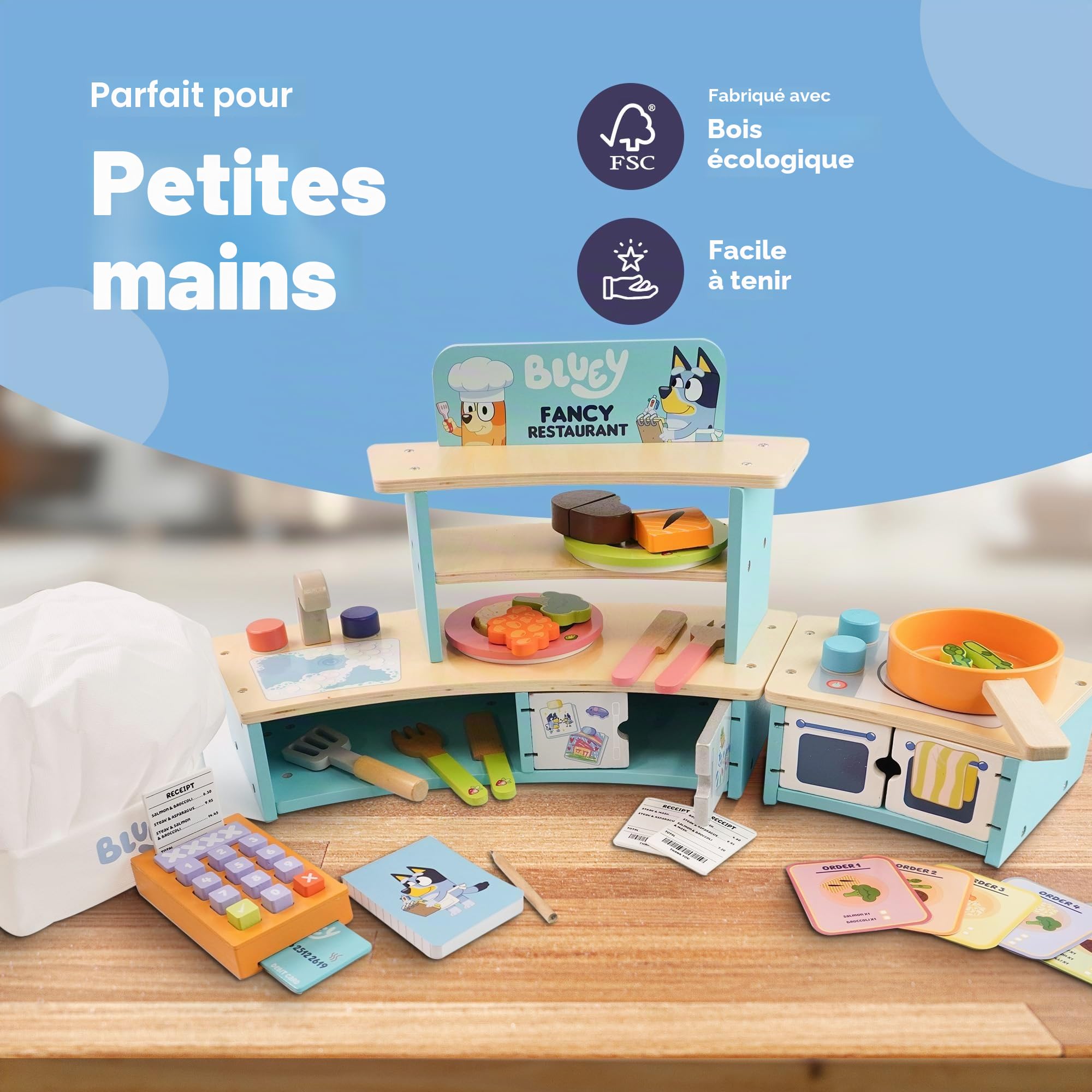 Bluey - Set de Jeu de dinette Restaurant de Luxe - Cuisine en Bois pour Enfants avec Four, évier, réfrigérateur et Accessoires de Cuisine - Kit en Bois certifié FSC pour des Jeux de rôle imaginaires