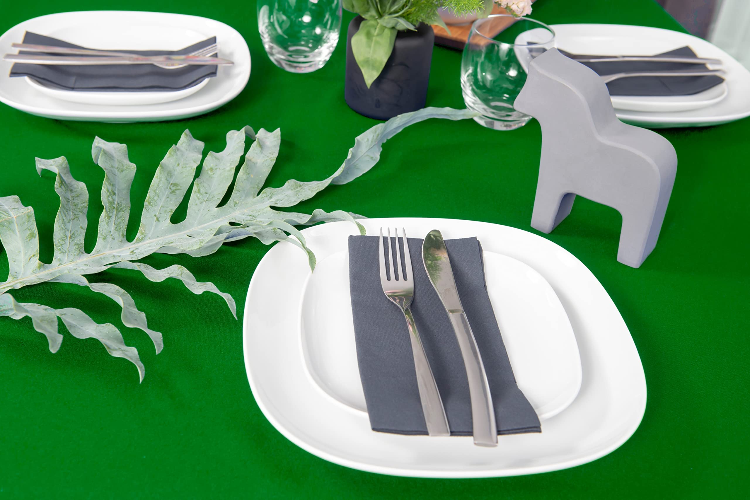 NIBLO Tablecloth Table Runner Table Linen Table Decoration Table Cloth (Green, Tablecloth - 120 x 120 cm)