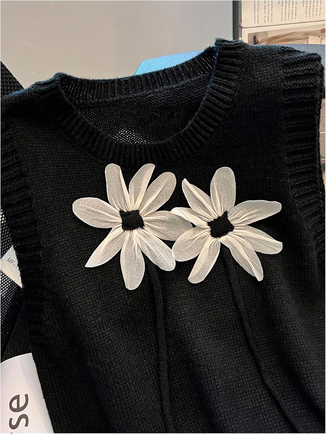 Verdusa Women's 3D Floral Sweater Vest Sleeveless Crew Neck Lightweight Knitted Tank Top - Image 3