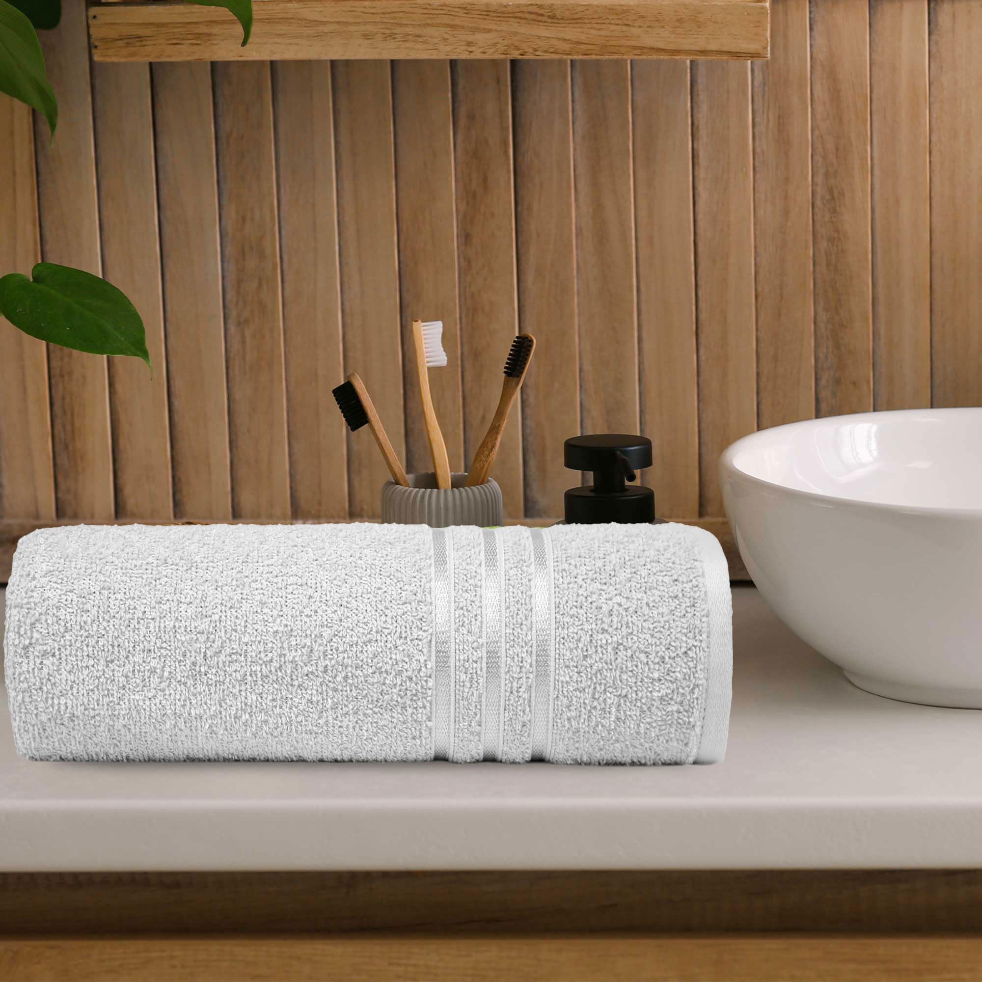 Trident Comfort Living 1 Bath Towel, Cotton Rich, Sanitized Finish, Quick Dry, Travel Friendly, 70 Cms x 140 Cms - Ice Grey