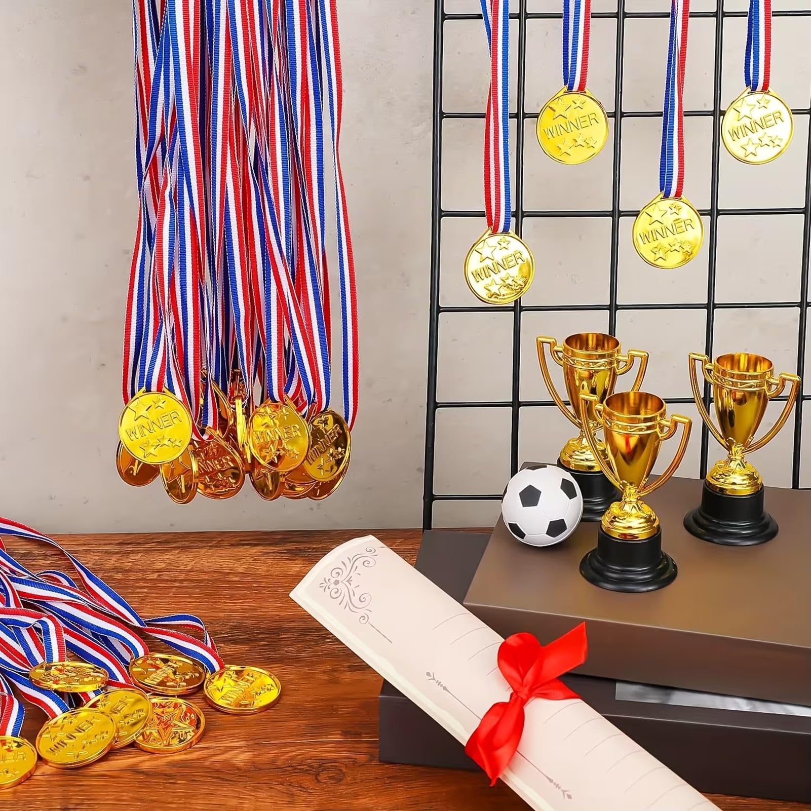 Lot de 20 médailles dorées en plastique pour gymnastique, sport, compétition, spectacle de talent, cadeau d'anniversaire - 2