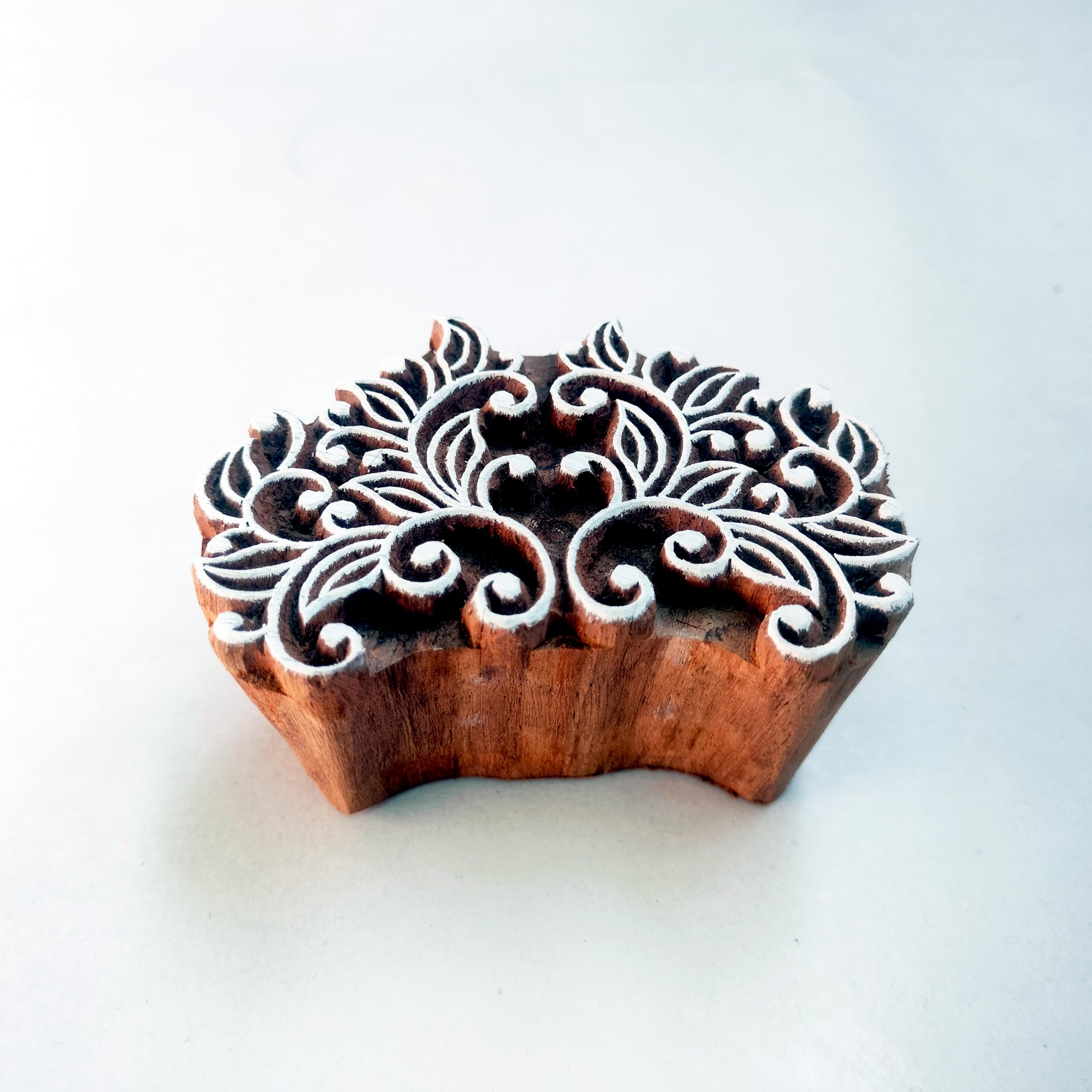 Hand-Carved Printing Block Stamp Traditional Indian Craft for Fabric & Paper Printing (Brown 18)