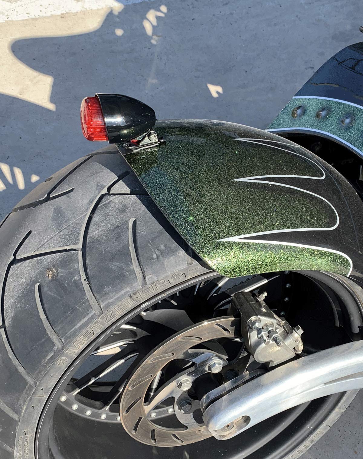 IGUANA CUSTOM - Fanale posteriore nero HAWK ECO combinato con luce di stop, luce di stazionamento e luce targa - Omologato E-MARK