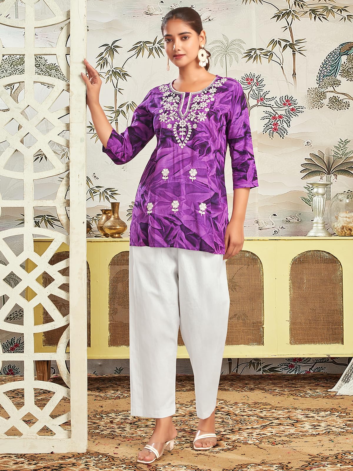 Sanisa Women's Rayon Chikankari Embroidery Short Straight Kurti (479K287N-M_Purple6)