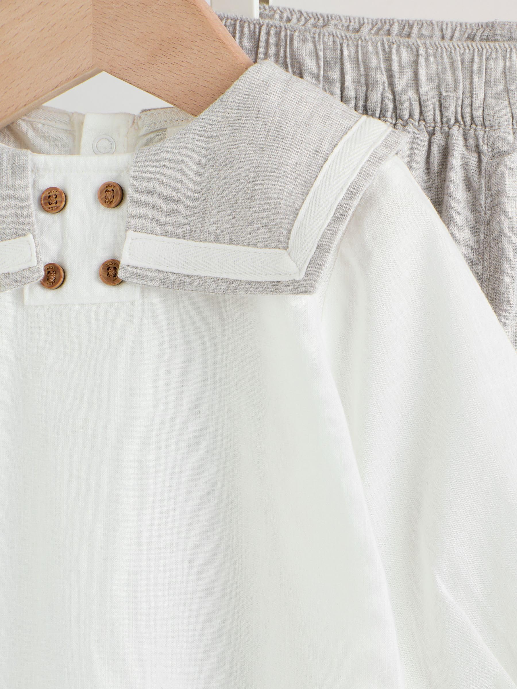 NEXT Baby Jungen Babyset aus Oberteil und Hose