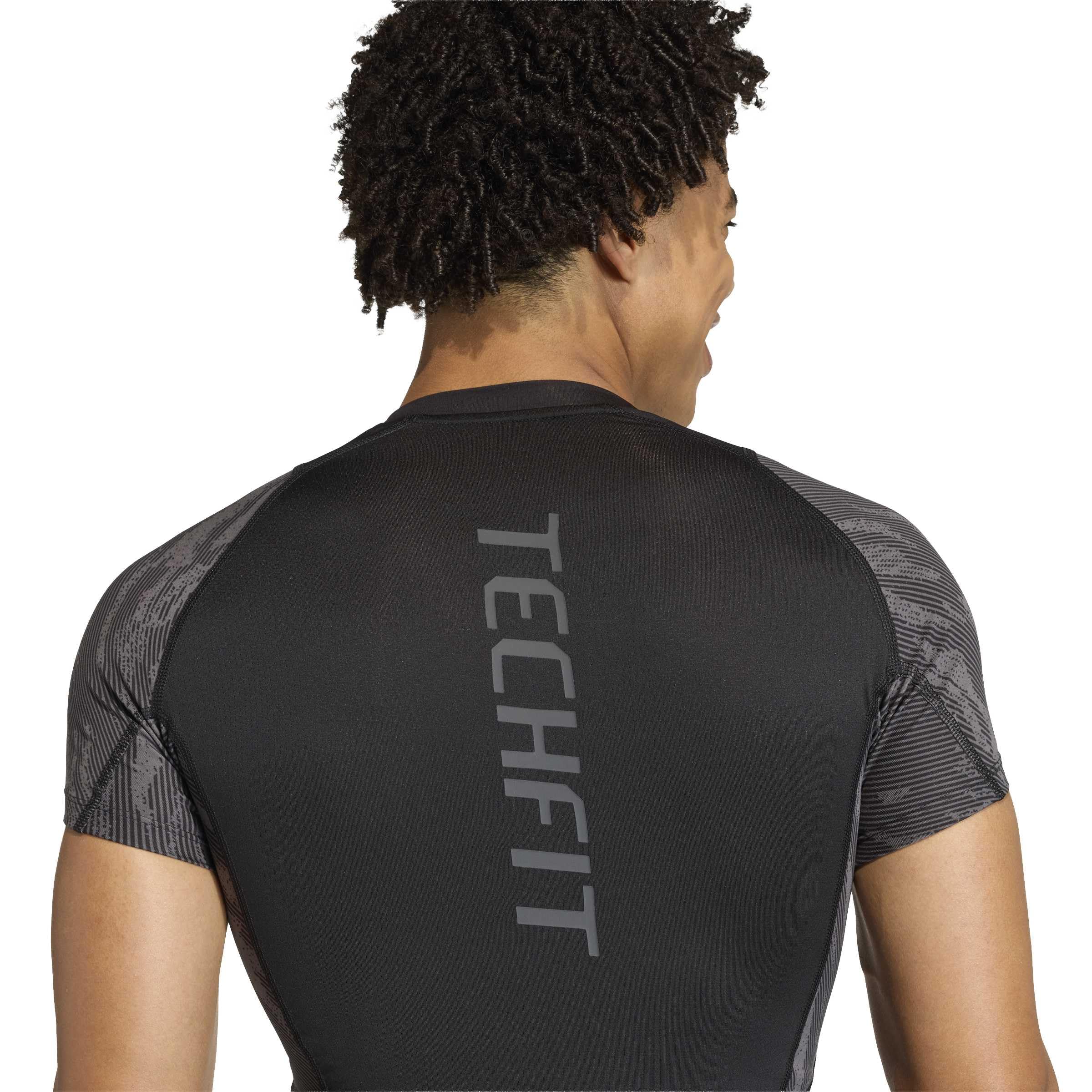 adidas Herren Techfit AOP T-Shirt (1er Pack)