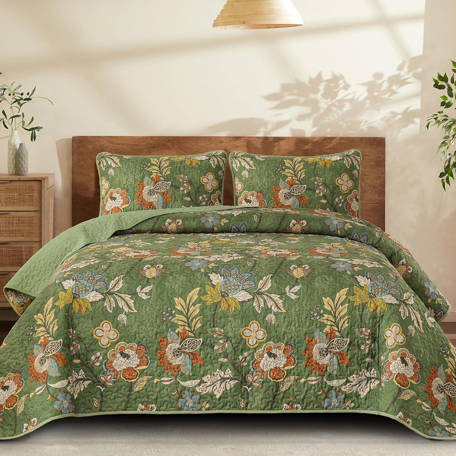 WONGS BEDDING Quilt Set Queen Size, Green Botanical Bedspread Bedding Set, 3 Pieces Floral Quilt with 2 Pillowcases, Soft Lightweight Microfiber Coverlet Set for All Season (96"x90")