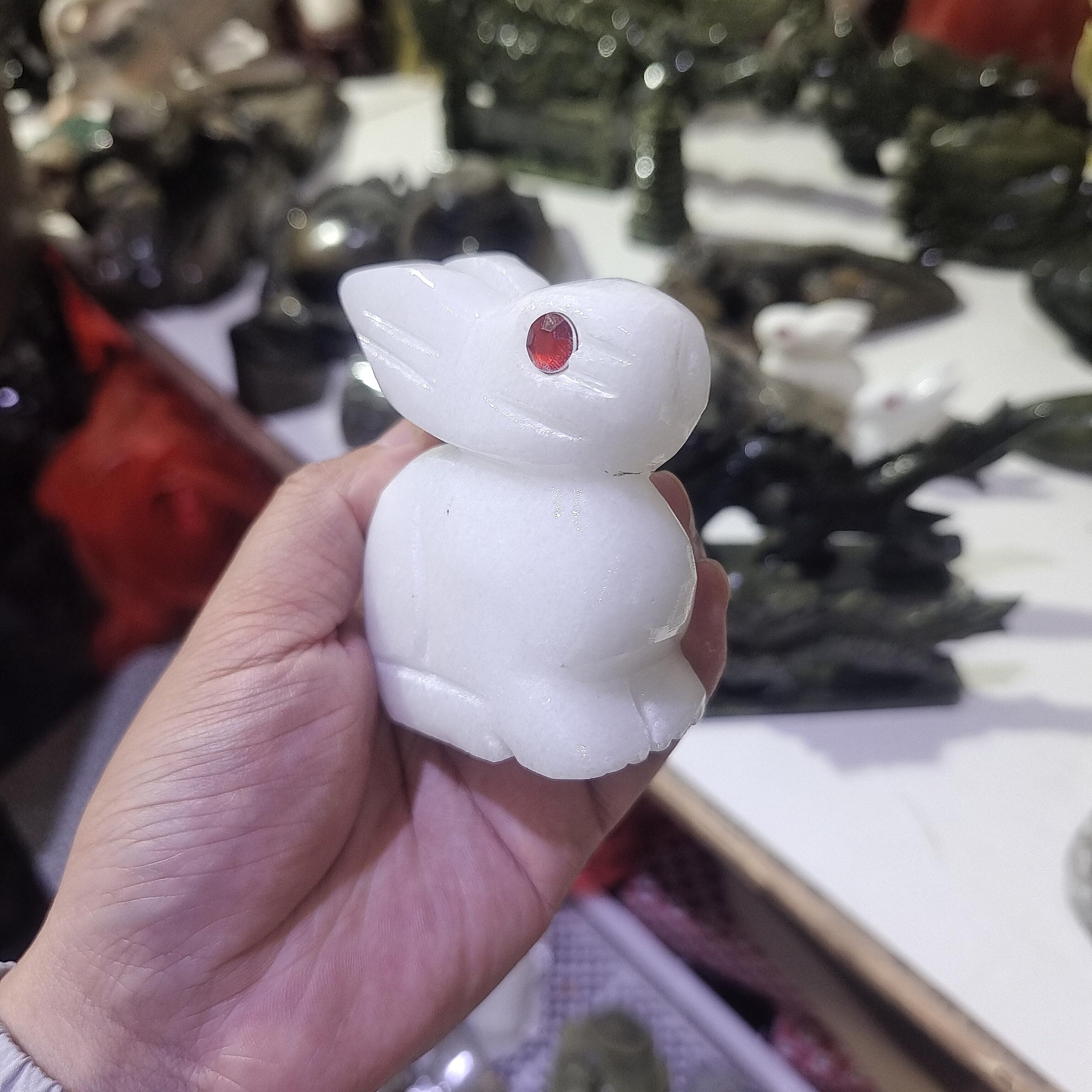 うさぎ、麒　置物　翡翠 お金のウサギは錦のようなもの]ブルー翡翠ウサギ | 翡翠の宝石