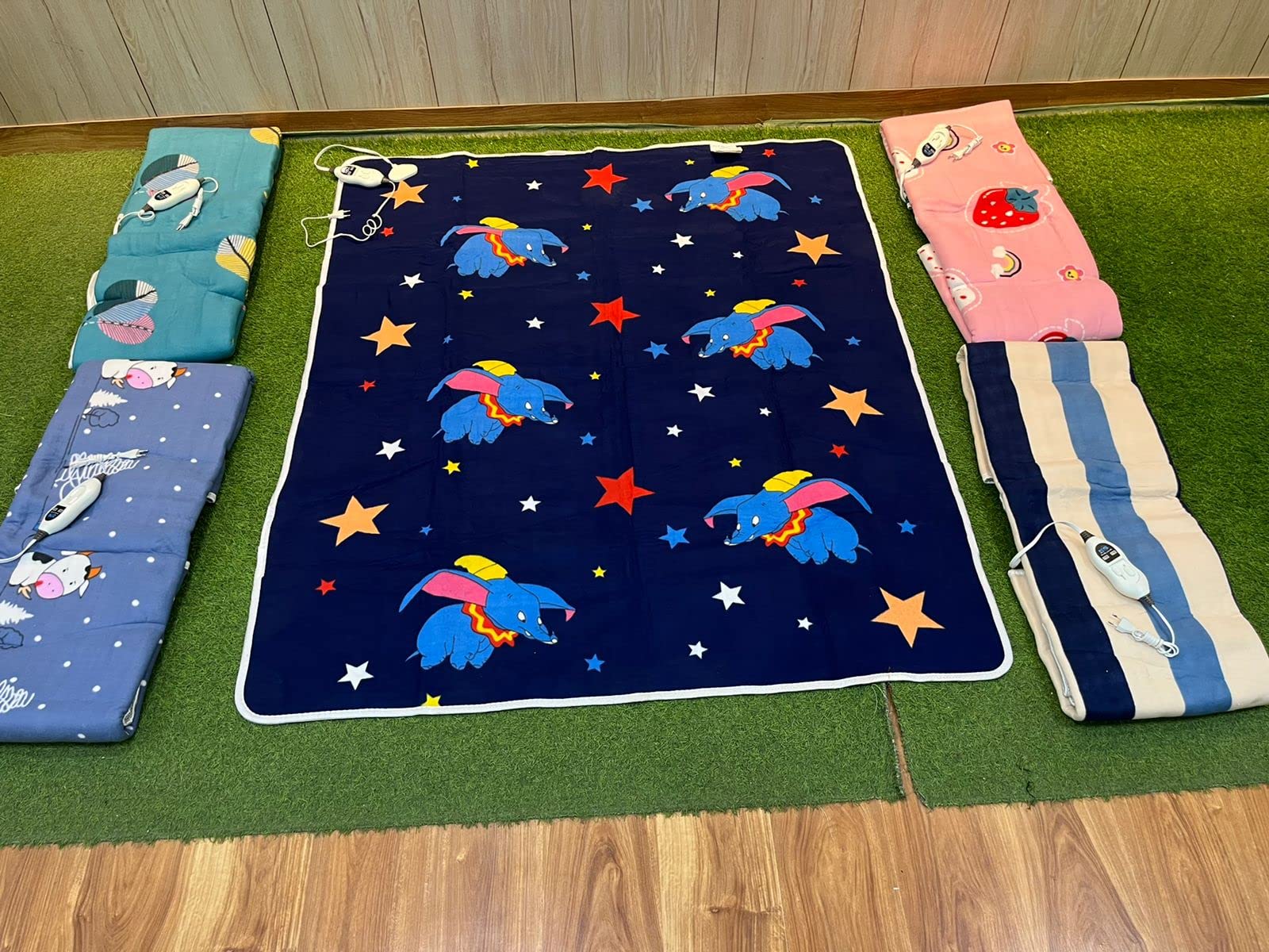 KREATIVE MARCHE Electric Bed Warmer - Super Soft Electric Under Blanket - Double Bed Heating Electric Blanket with Two Controller Polar Fleece - 160 X 140 cm