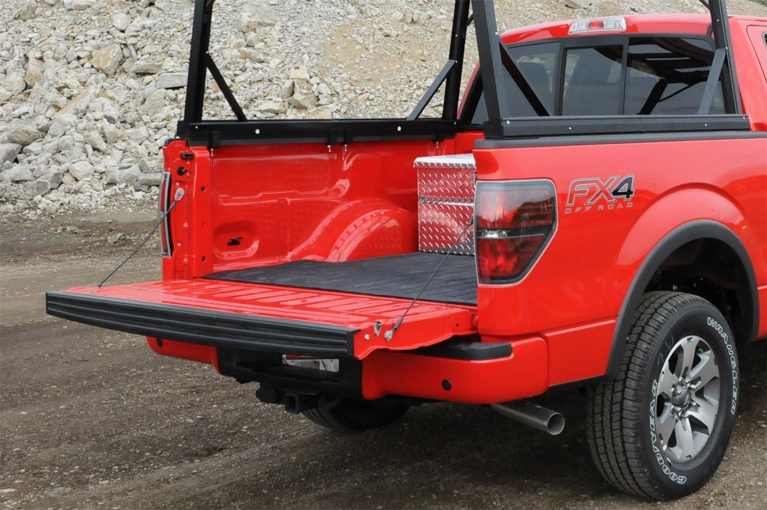 Dee Zee DZ86928 Heavyweight Bed Mat, Black