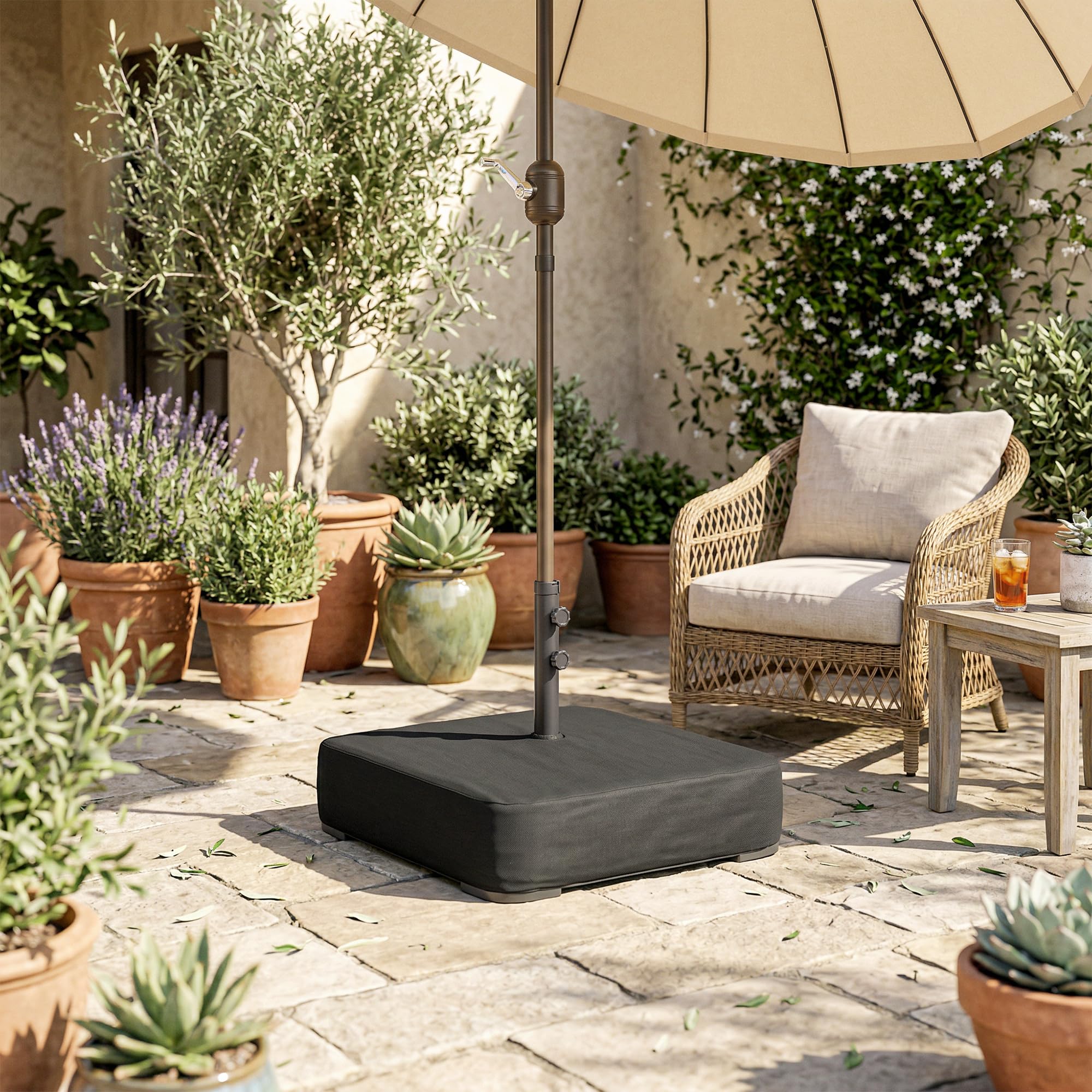 Outsunny Pied de Parasol avec Housse, Socle Parasol extérieur à remplir avec 80kg Sable ou 90kg de Sable Humide, pour mât Ø48mm, Base de Parasol déporté pour Jardin Patio terrasse, 78x78x40cm, Noir