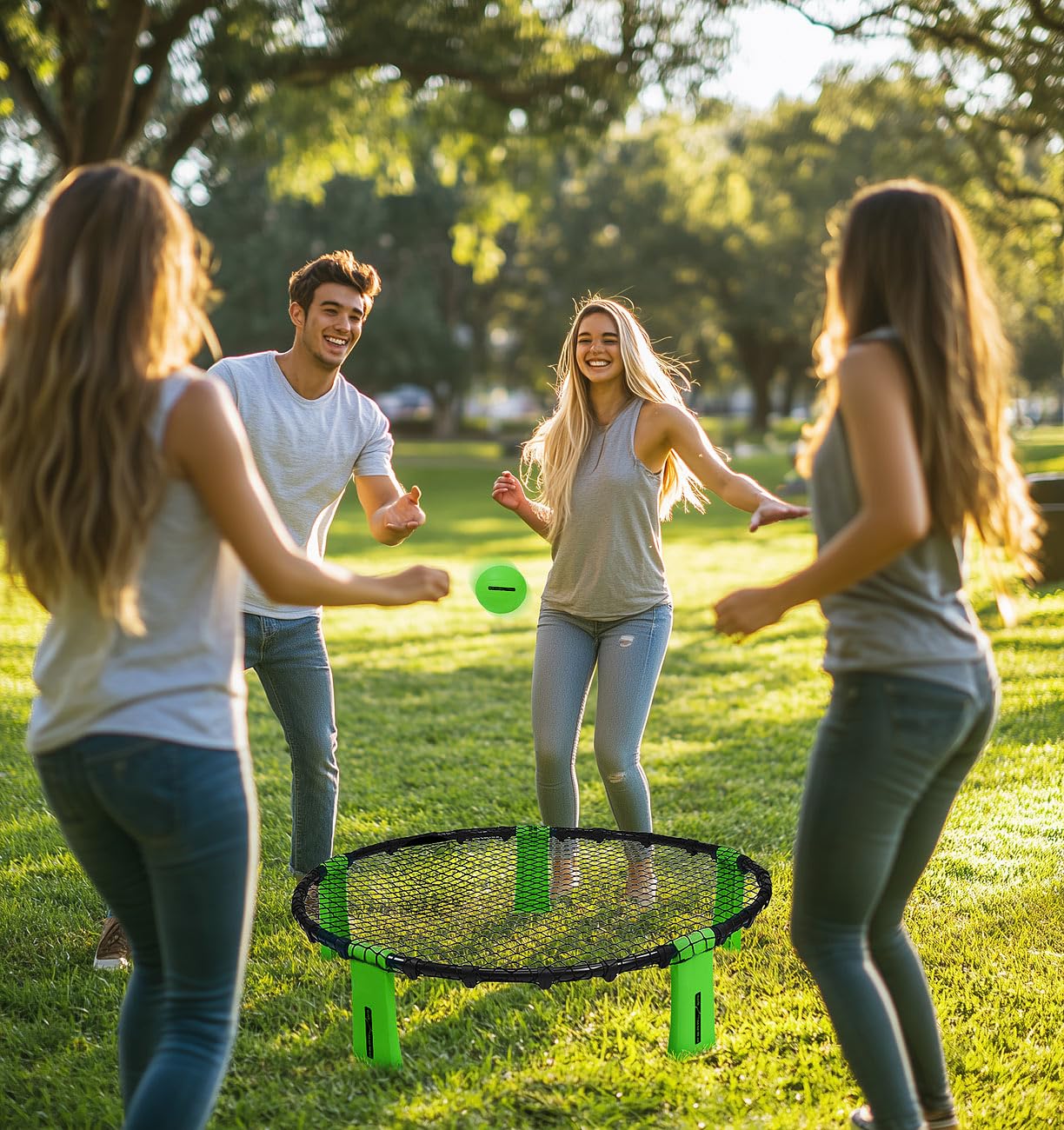 PEARL Sports Outdoorspiele: 4 Outdoor-Roundnet-Spielsets mit 4 Spielnetzen und 12 Bällen, Ø 92 cm (Roundnet-Spiele-Set, Spiele mit Bällen, Ball)