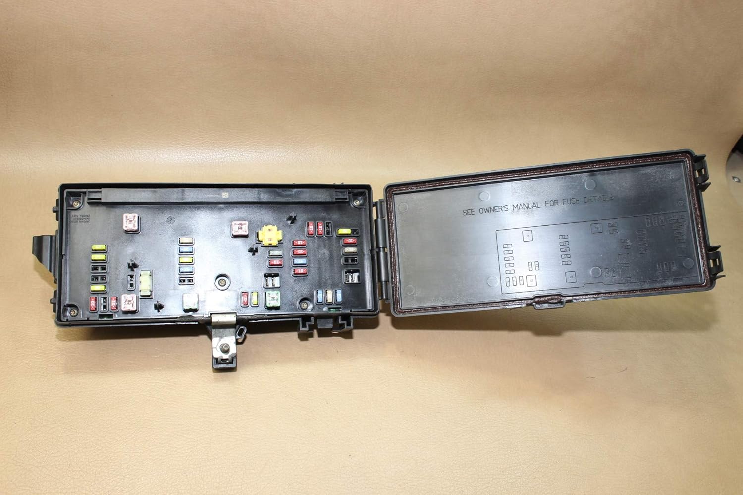 08 09 RAM 1500 2500 Totally Integrated Power Module TIPM Fuse Box 68028002AB