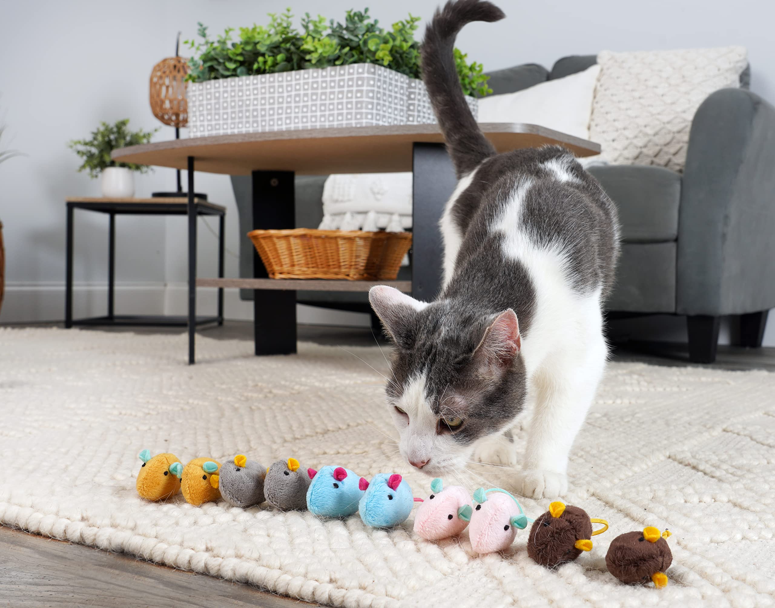 Hartz Cattraction Lot de 10 Souris froissées avec Vigne argentée et Herbe à Chat
