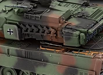 Revell Leopard 2A7V Toy