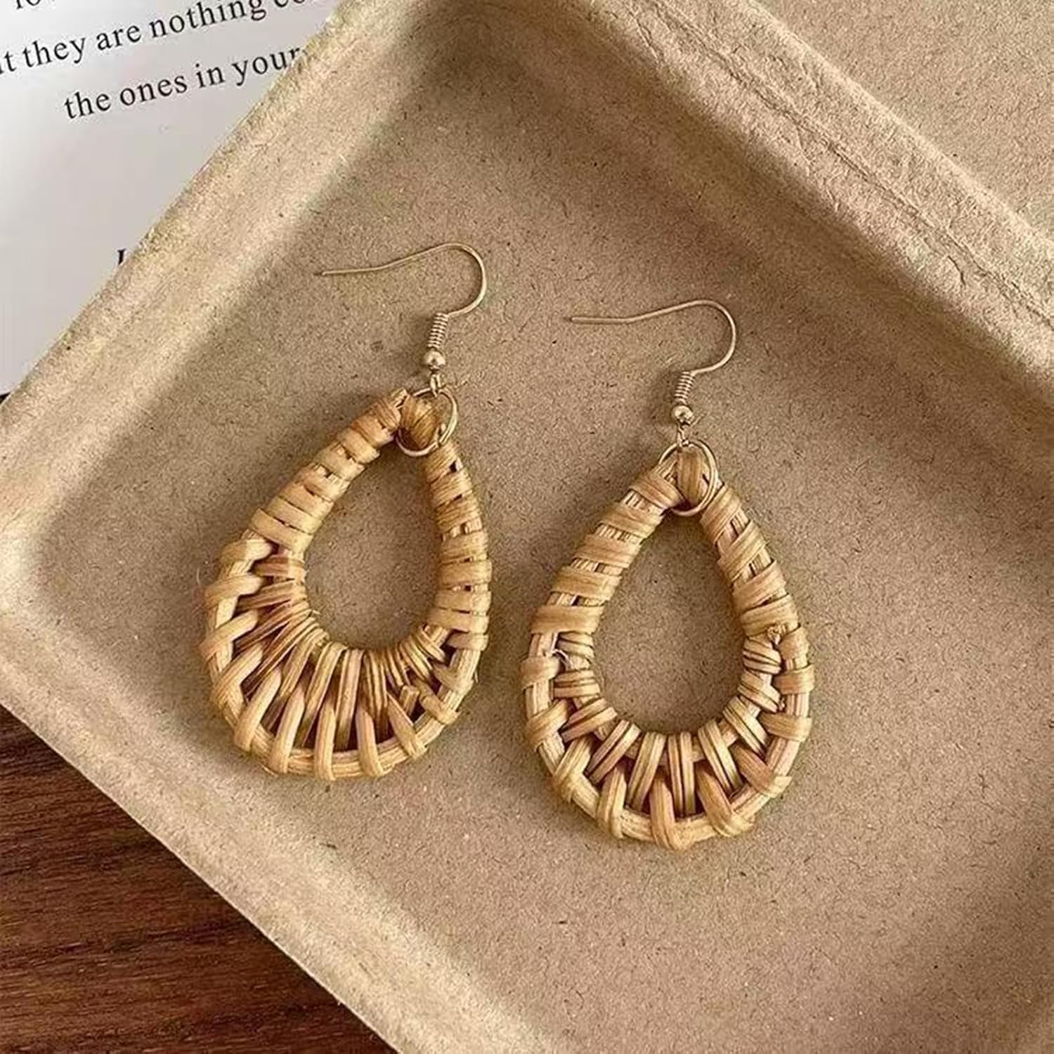 Boho Raffia Earrings for Women Rattan Wooden Straw Dangle Earrings Handmade Statement Beachy Drop Earrings Summer Tropical Beach Jewelry - Image 5