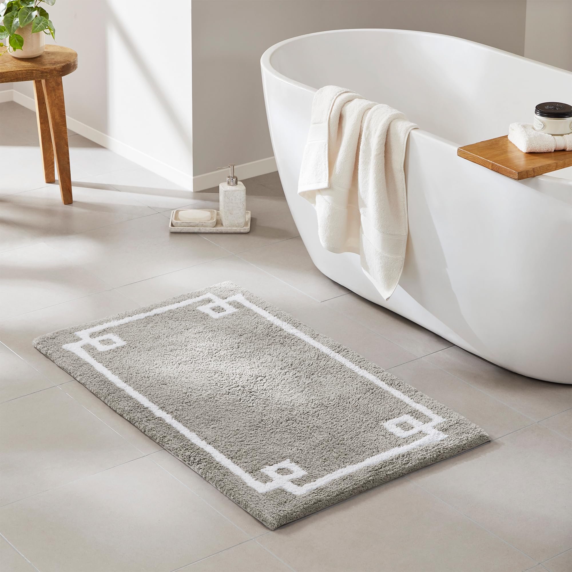 Madison Park Evan 100% Cotton Bathroom Rug Non Slip Backing-Luxrurious Tufted Plush Bath Mat Absorbent, Quick Dry, Spa Design Shower Room Décor, 24x72