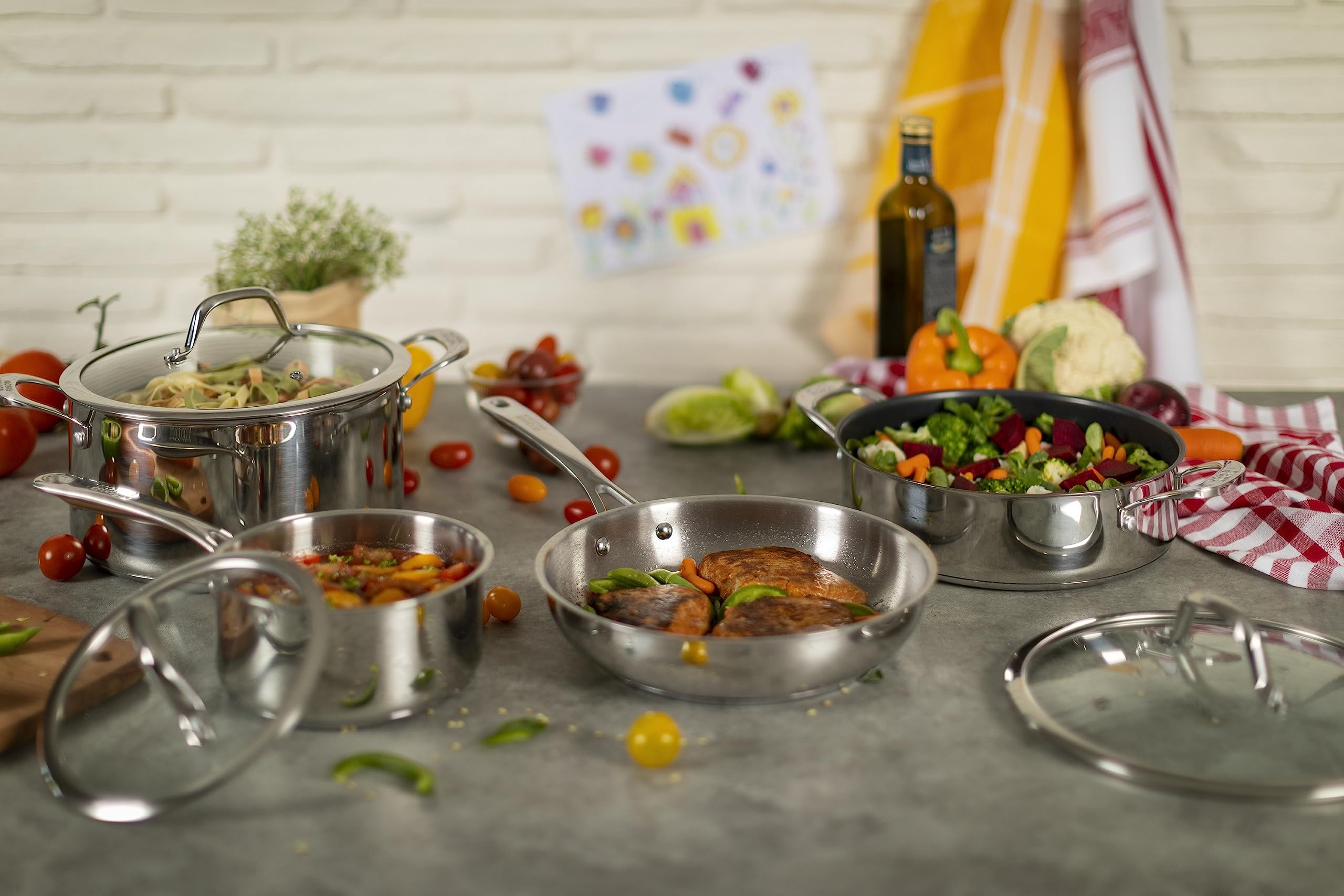 Kuhn Rikon, Batería de Cocina Allround ,Set de 3 piezas: Cazo 1.5L/16 Cm y cacerolas de 3.0L /20 m y 5L/ 24 Cm. Acero inoxidable 18/10, Asas Frías, Tapa Cristal con Salida de Vapor , Apta Inducción