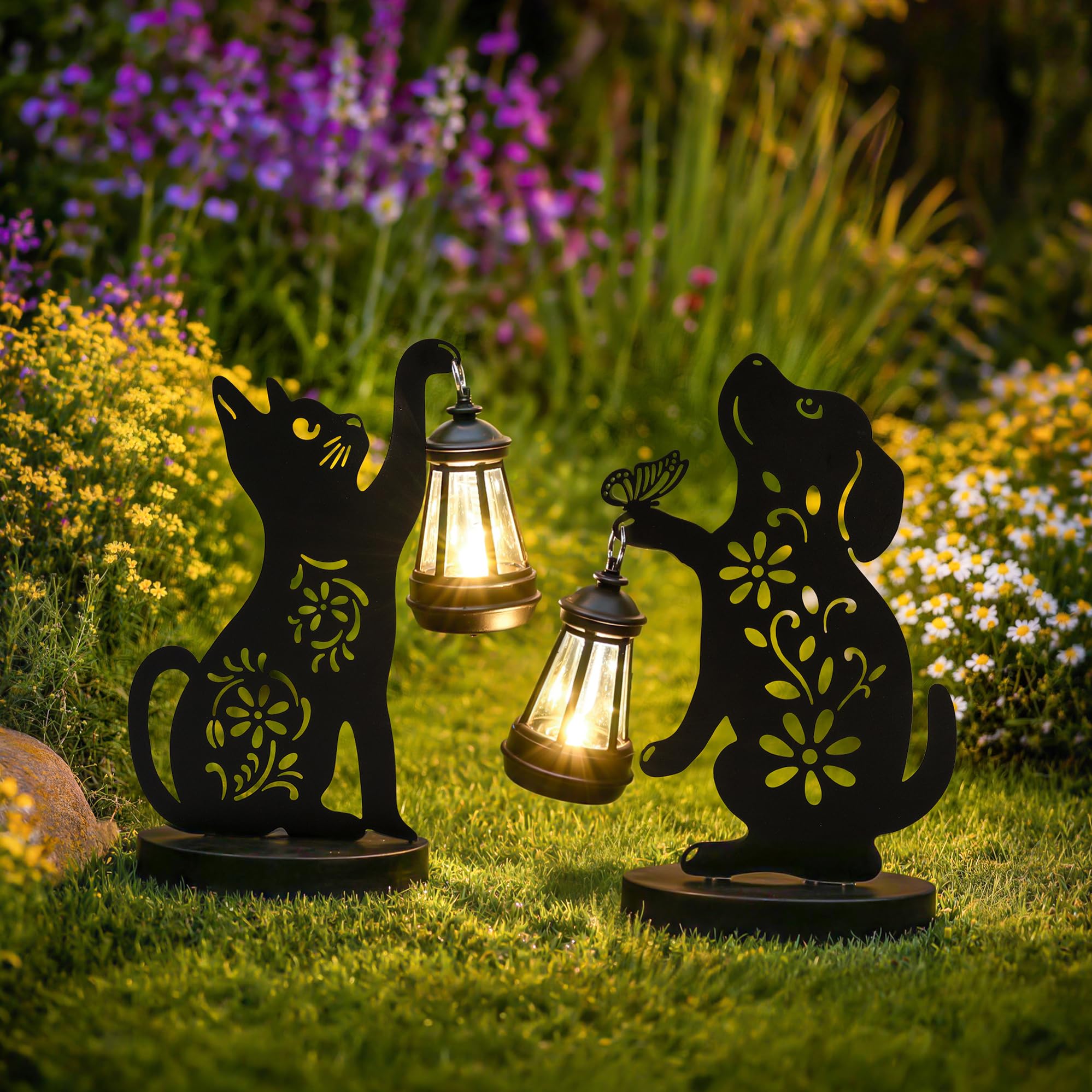 GIGALUMI Eiserne Katzen Hunde Statue Gartendeko, Geschenk für Mama, Geschenk für Frauen, Solar Katzen Hunde Gartendeko für Draußen Wetterfest, Outdoor Gartenstatuen Deko für Terrasse, Hof(2 Stück)