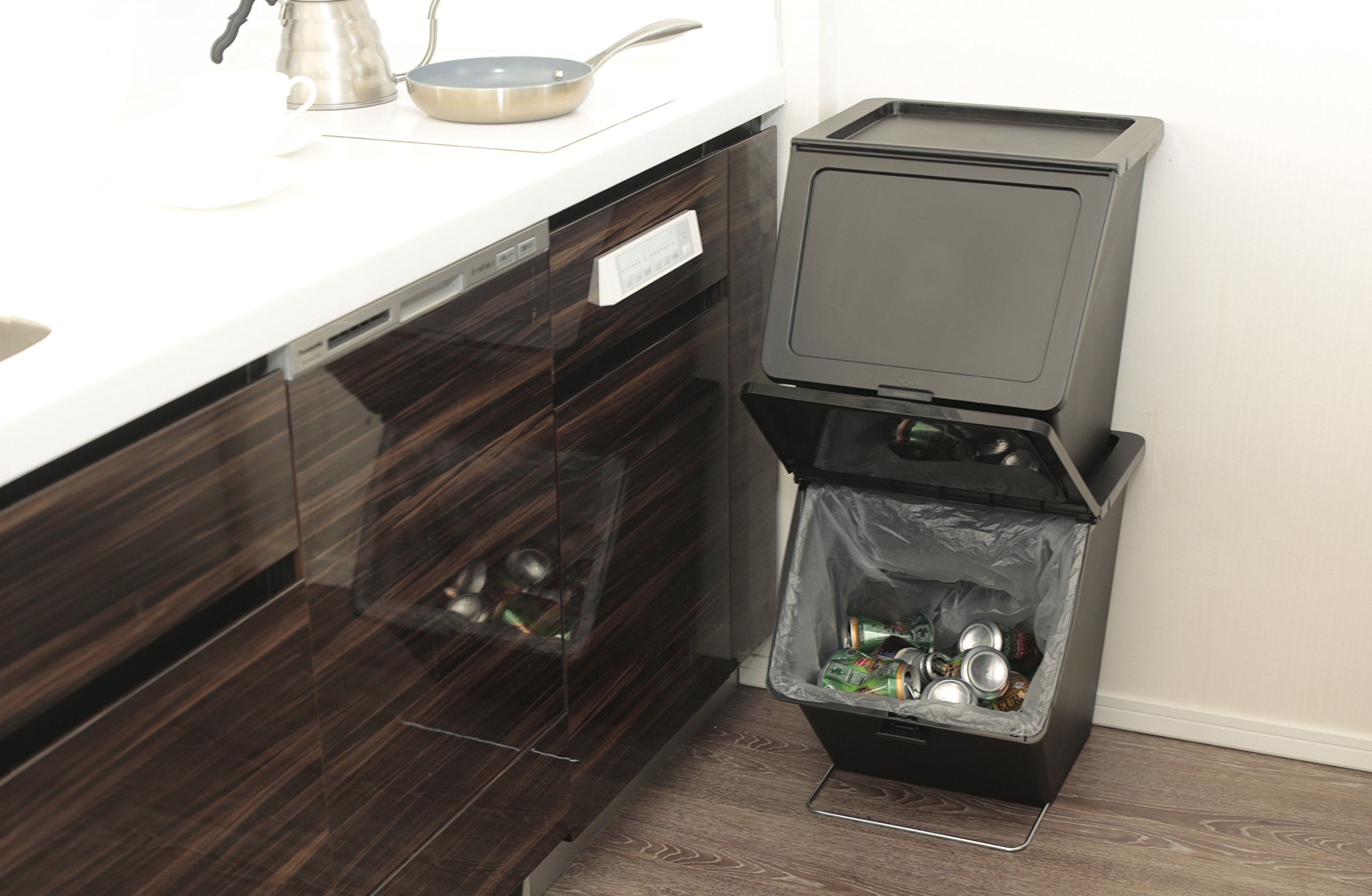 Amazon｜スタックストー(Stacksto) 「」 ゴミ箱 pelican garbee